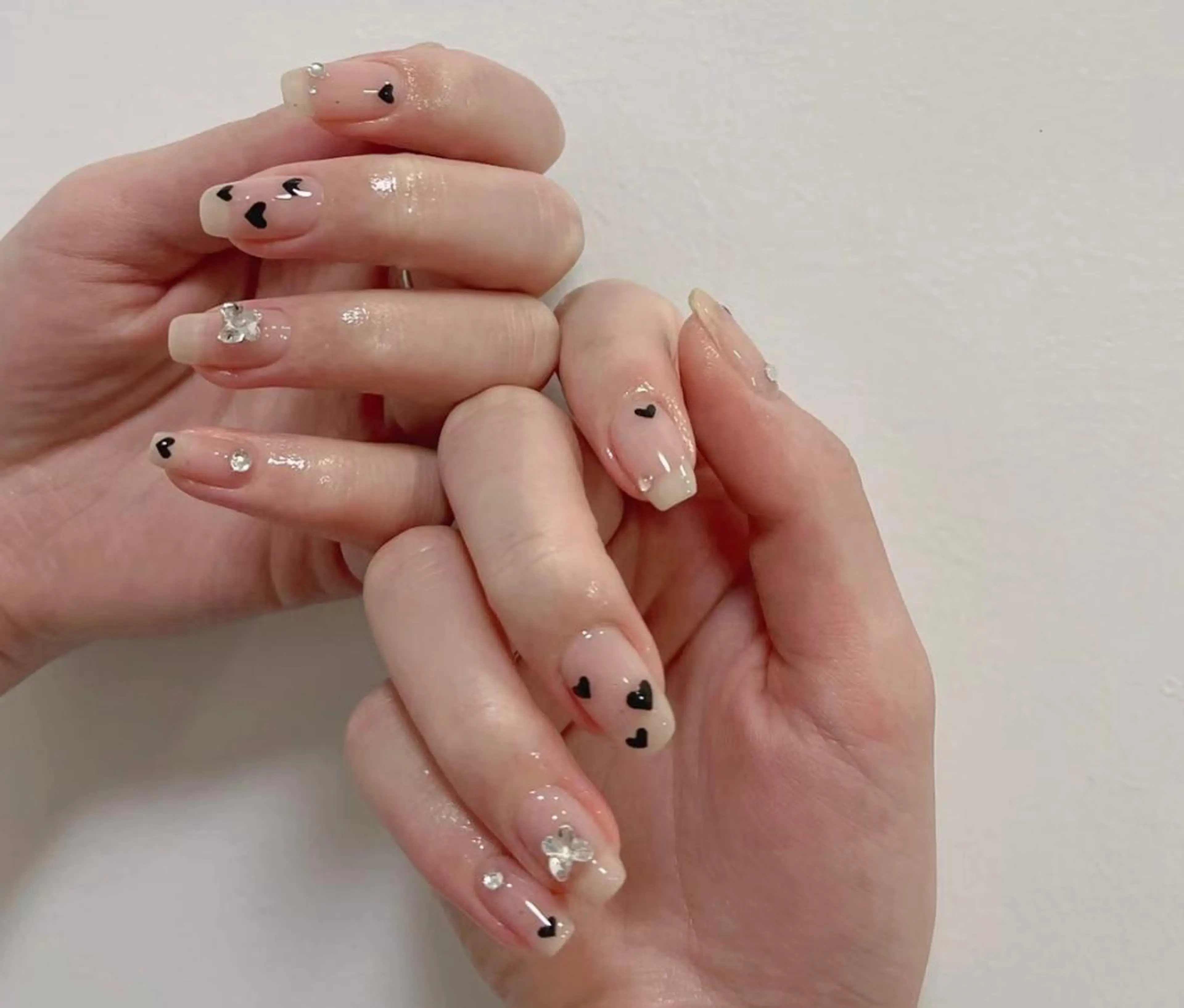 ネイル ハンドネイル 💅E•U•B NAIL🌹所属・横浜市中区曙町 ネイルE·U·Bのネイルデザイン