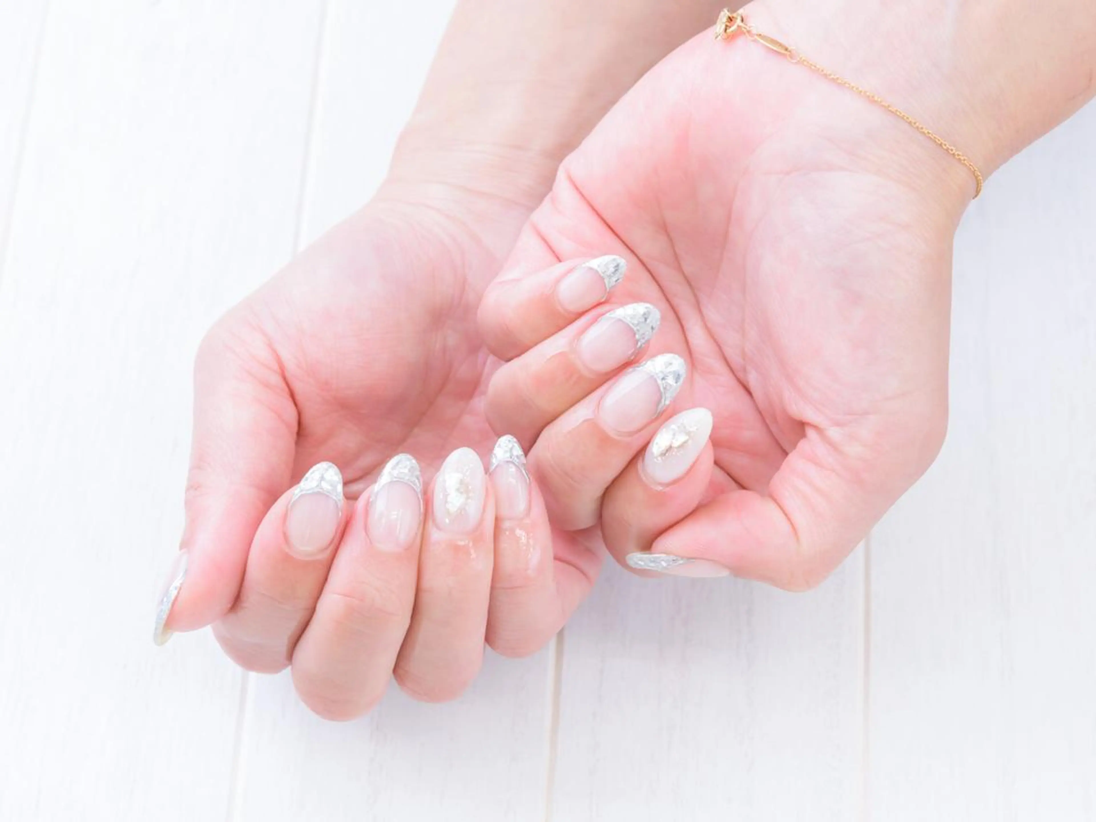 ネイル アートネイル フレンチネイル ガラスフレンチ ハンドネイル le lien nailのネイルデザイン