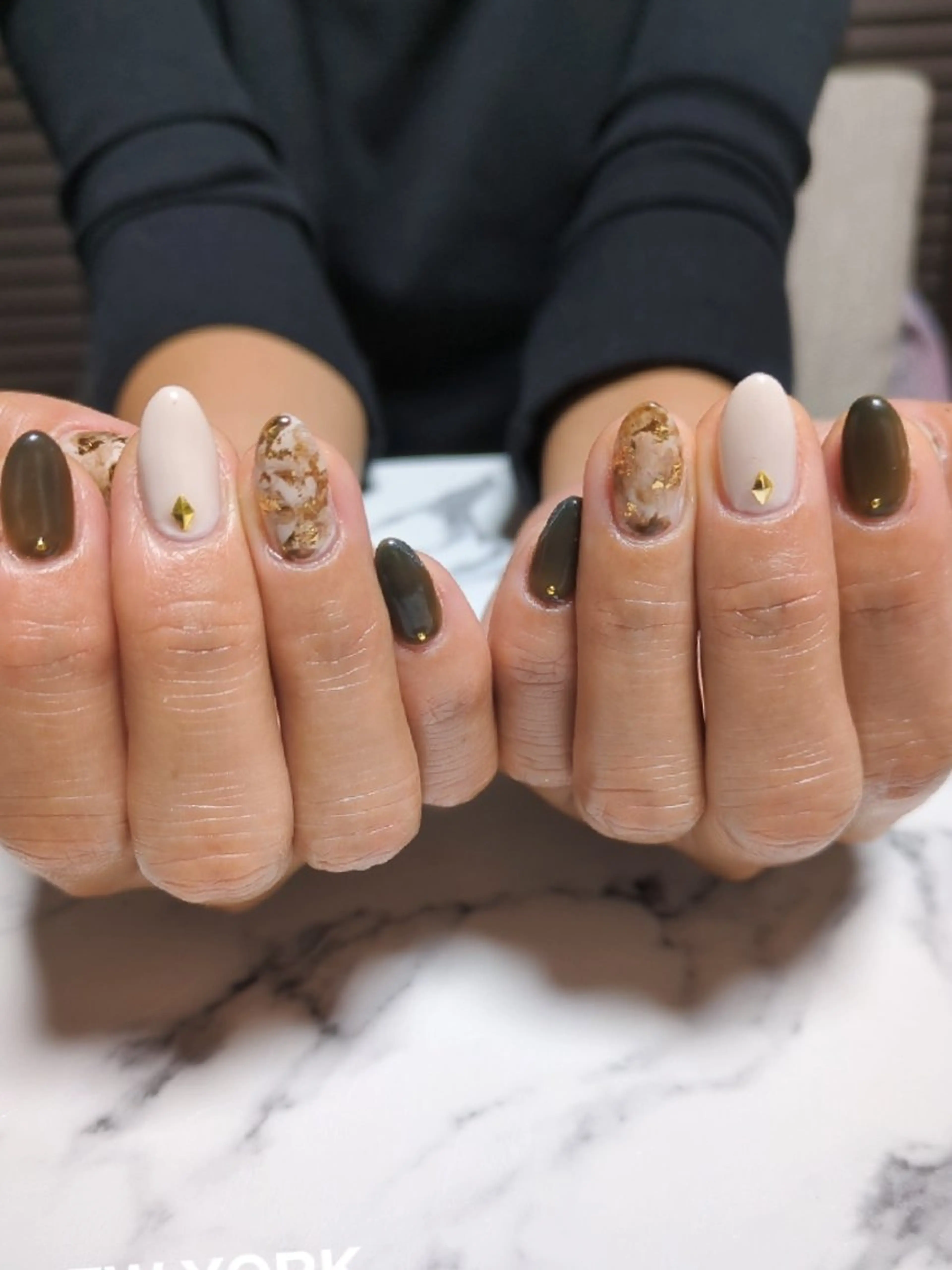 ネイル  SOLEIL 小玉の眉毛・アイブロウイメージ