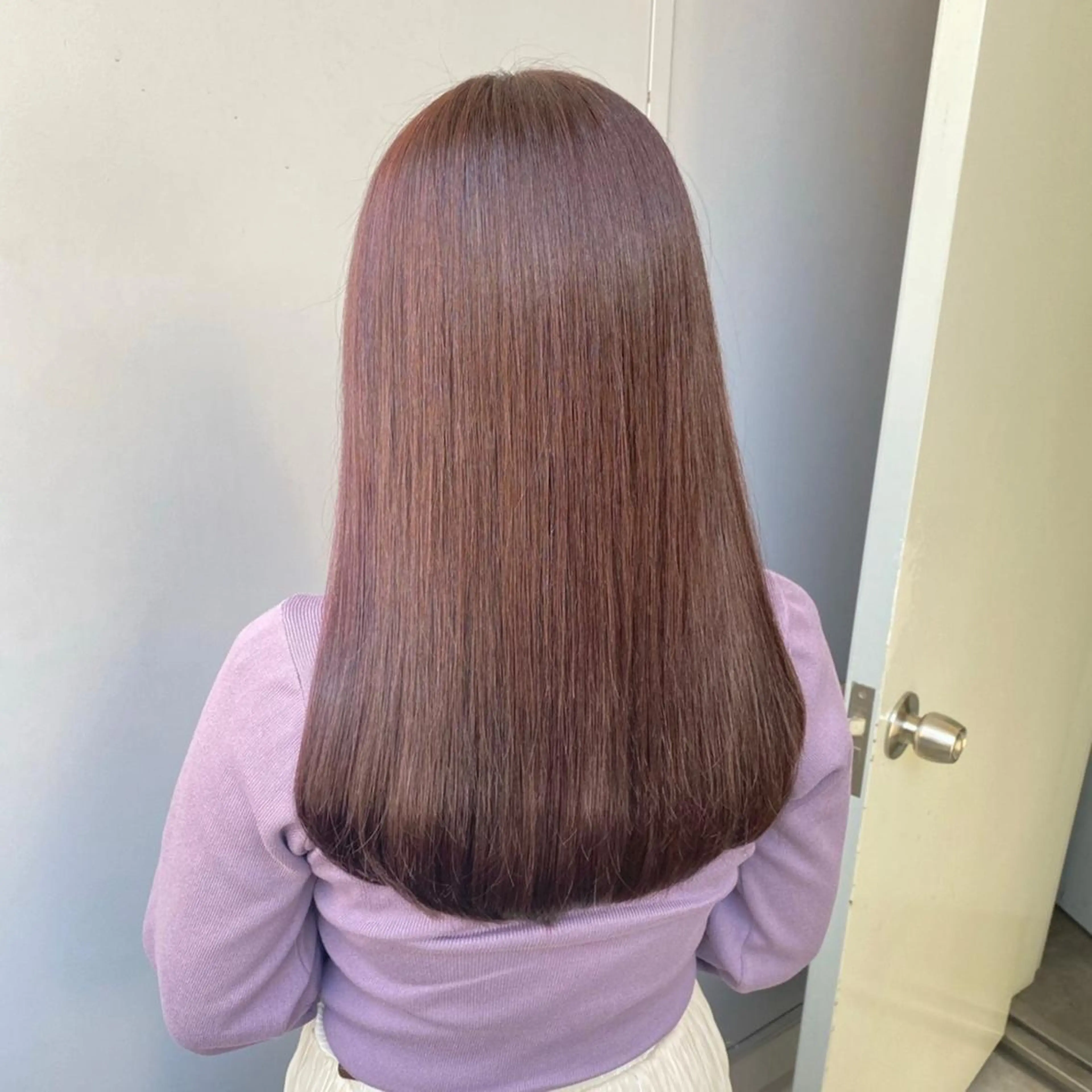 セミロング カラー ベージュカラー ヘアカラー トリートメント 韓国レイヤーカット /ダブルカラーのヘアスタイル