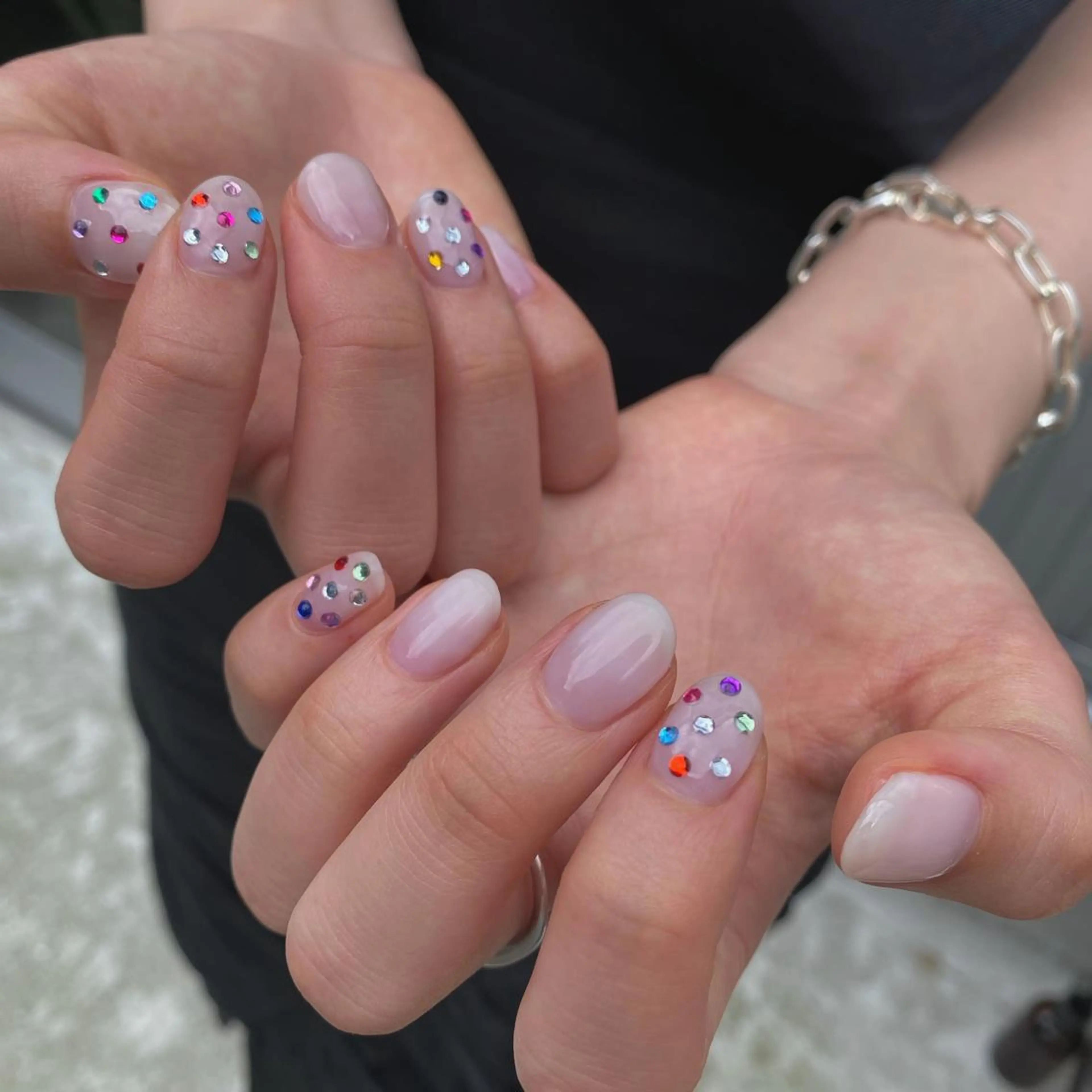 ネイル ストーンネイル 🌼大西洋子 laughl🌼のネイルデザイン