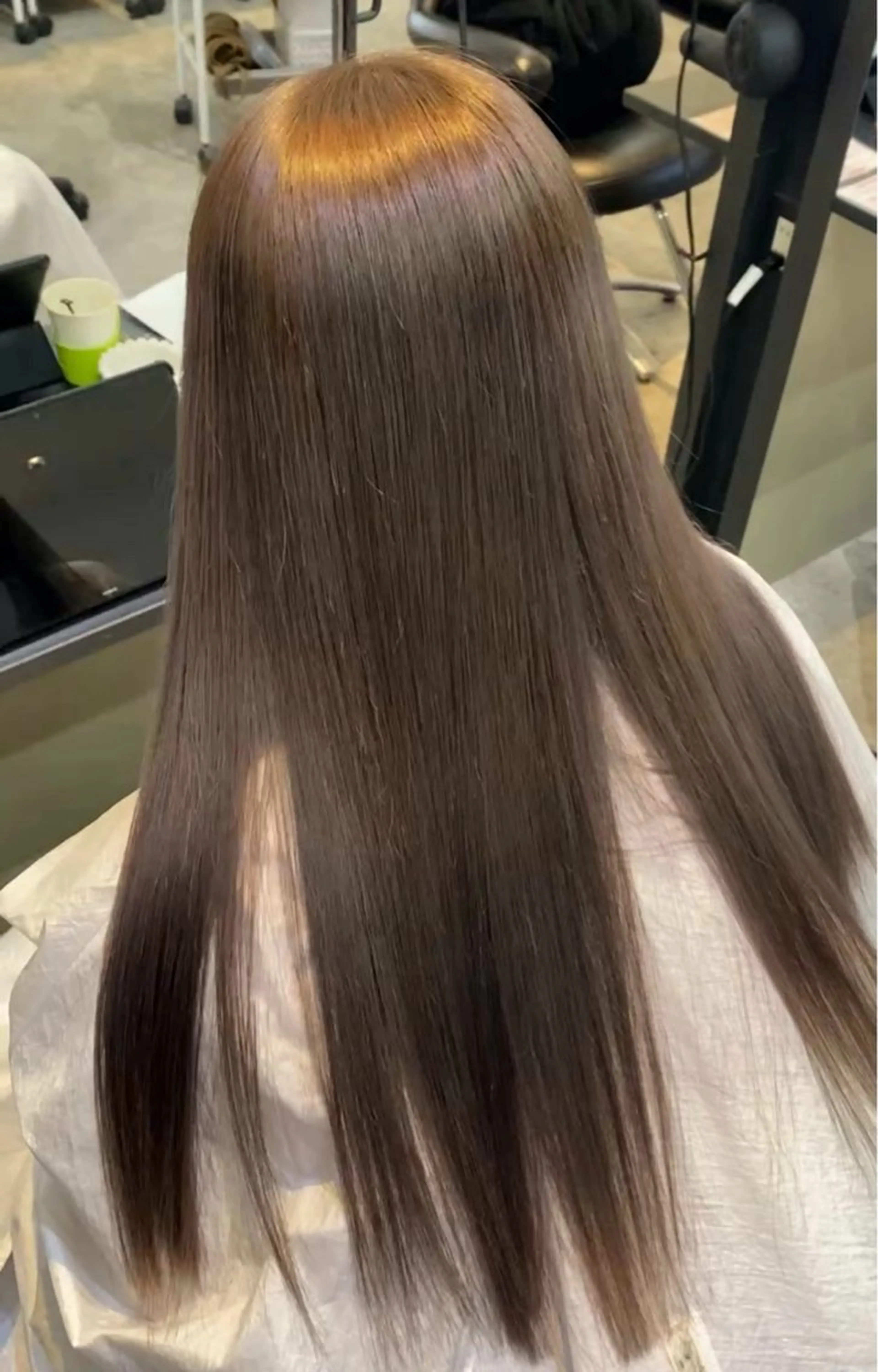 カラー 🪐レイヤー/美髪 カラー/加野彩果🪐のヘアスタイル