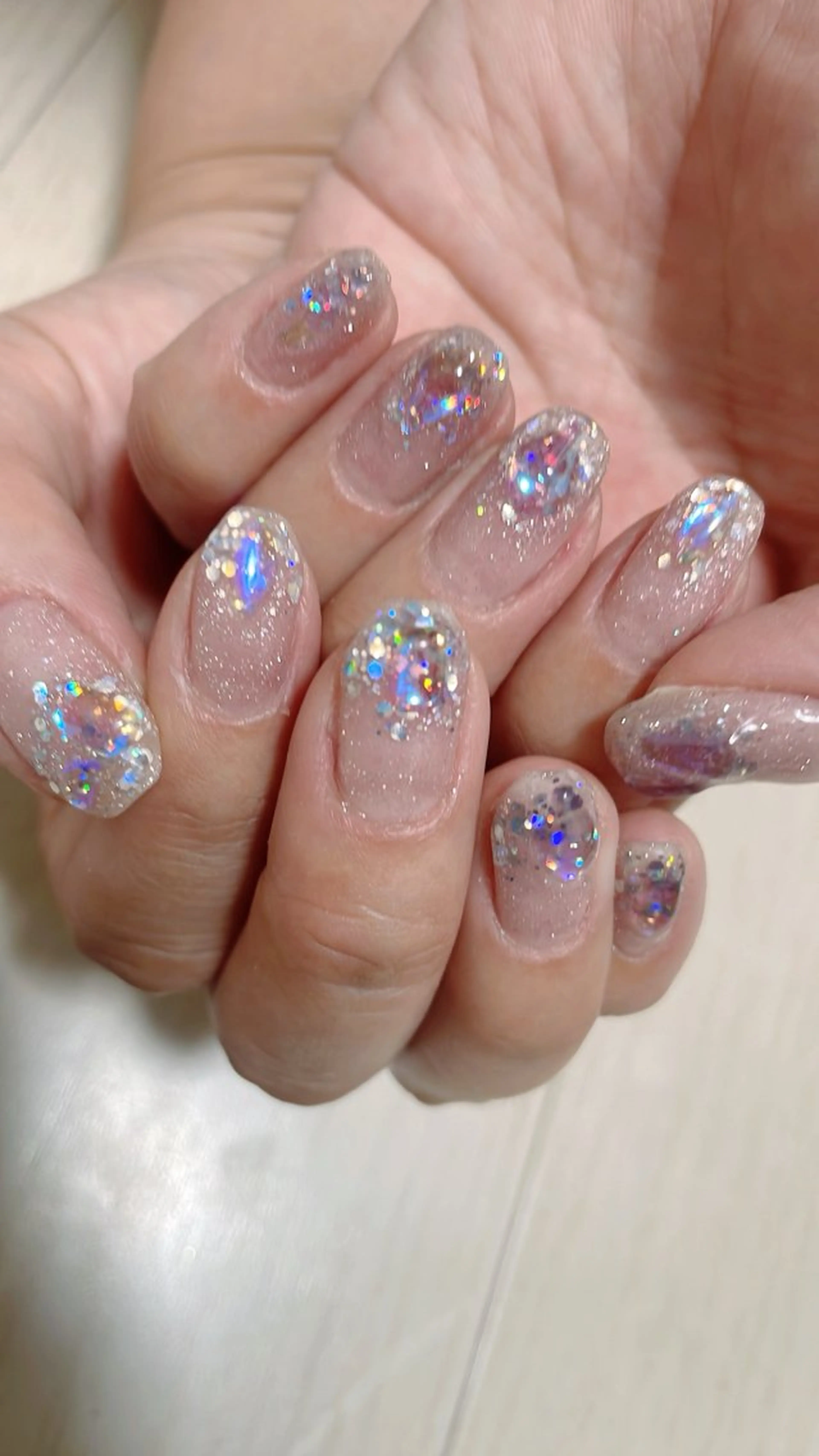 ネイル ネイルサロン＆スクール GINA所属・坂上 悠莉のネイルデザイン