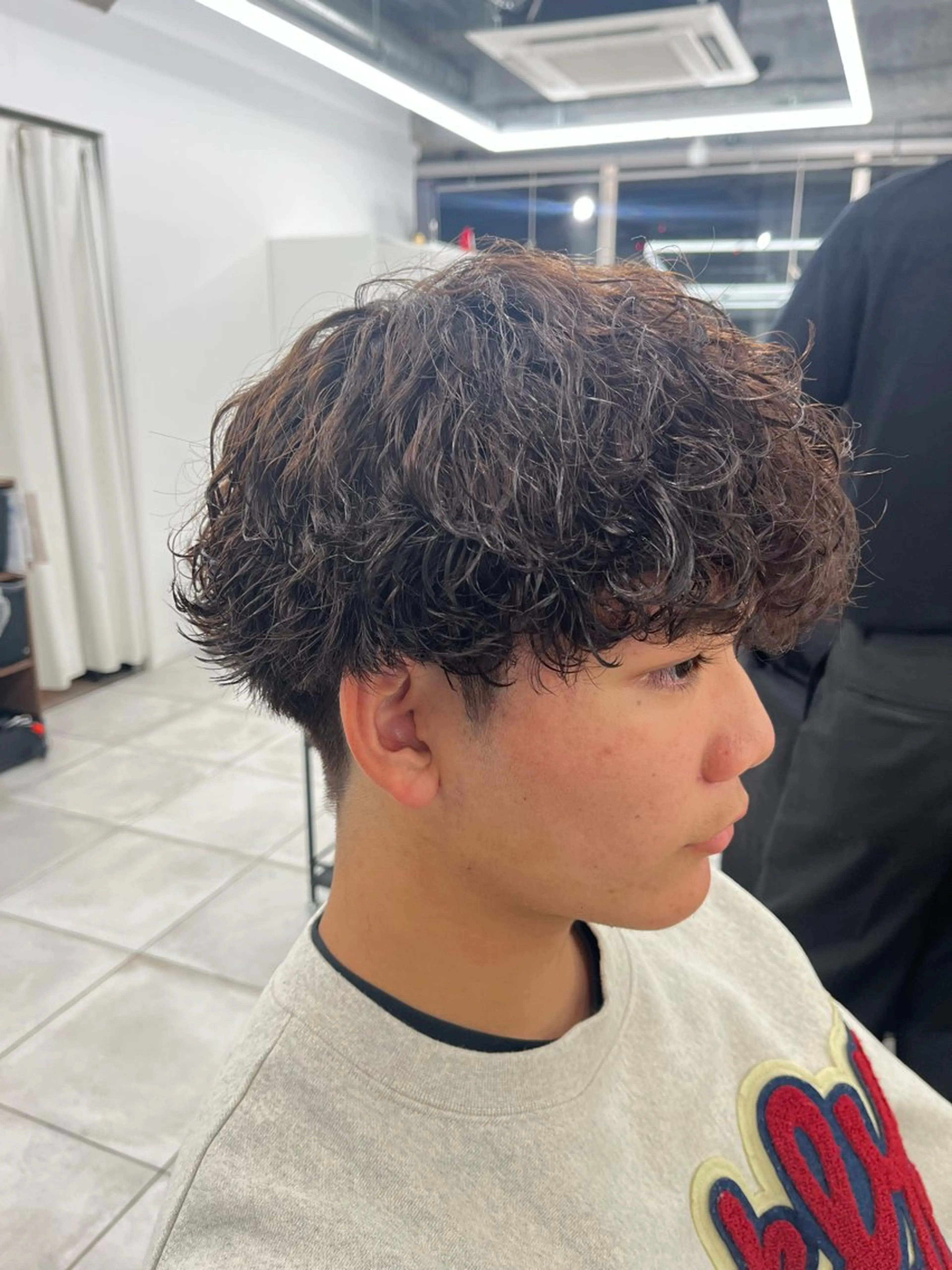 ショート カラー パーマ メンズ 🏆メンズヘア特化 🥇代表りんぺーのヘアスタイル