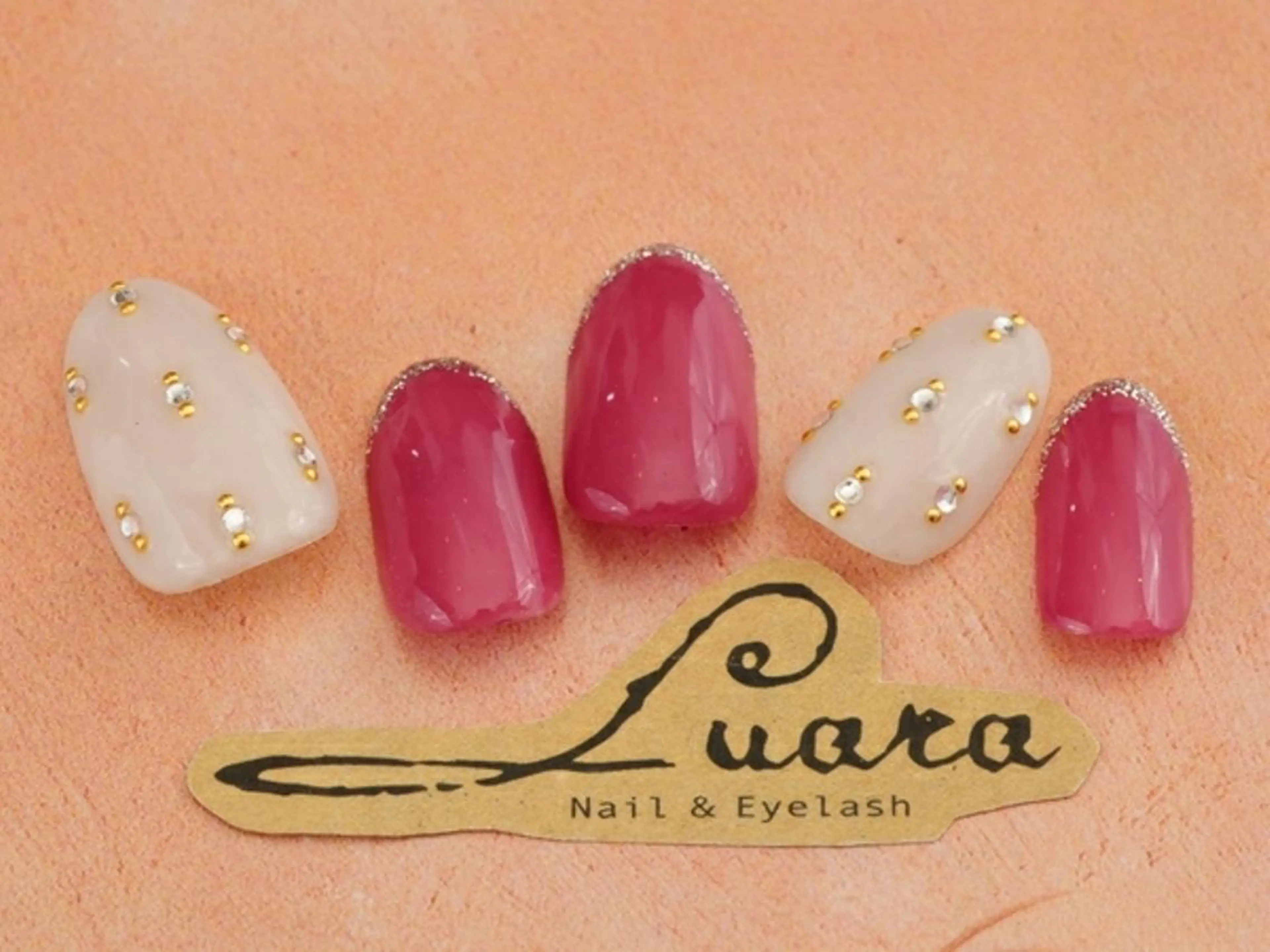 ネイル Luara ルアラのネイルデザイン