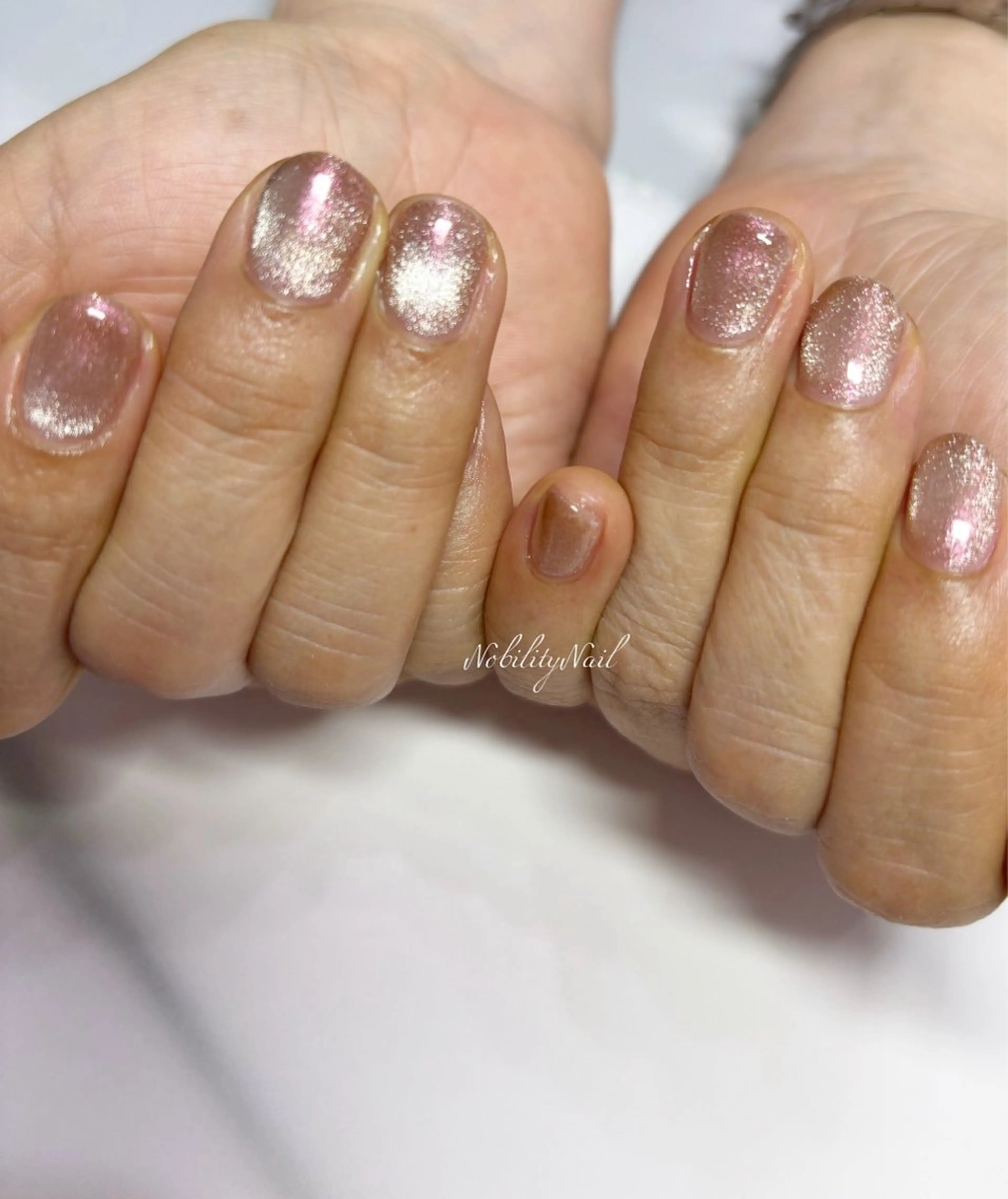 ネイル ジェルネイル マグネットネイル ハンドネイル ネイルサロンNobilityNail所属・風口 麻由子のネイルデザイン