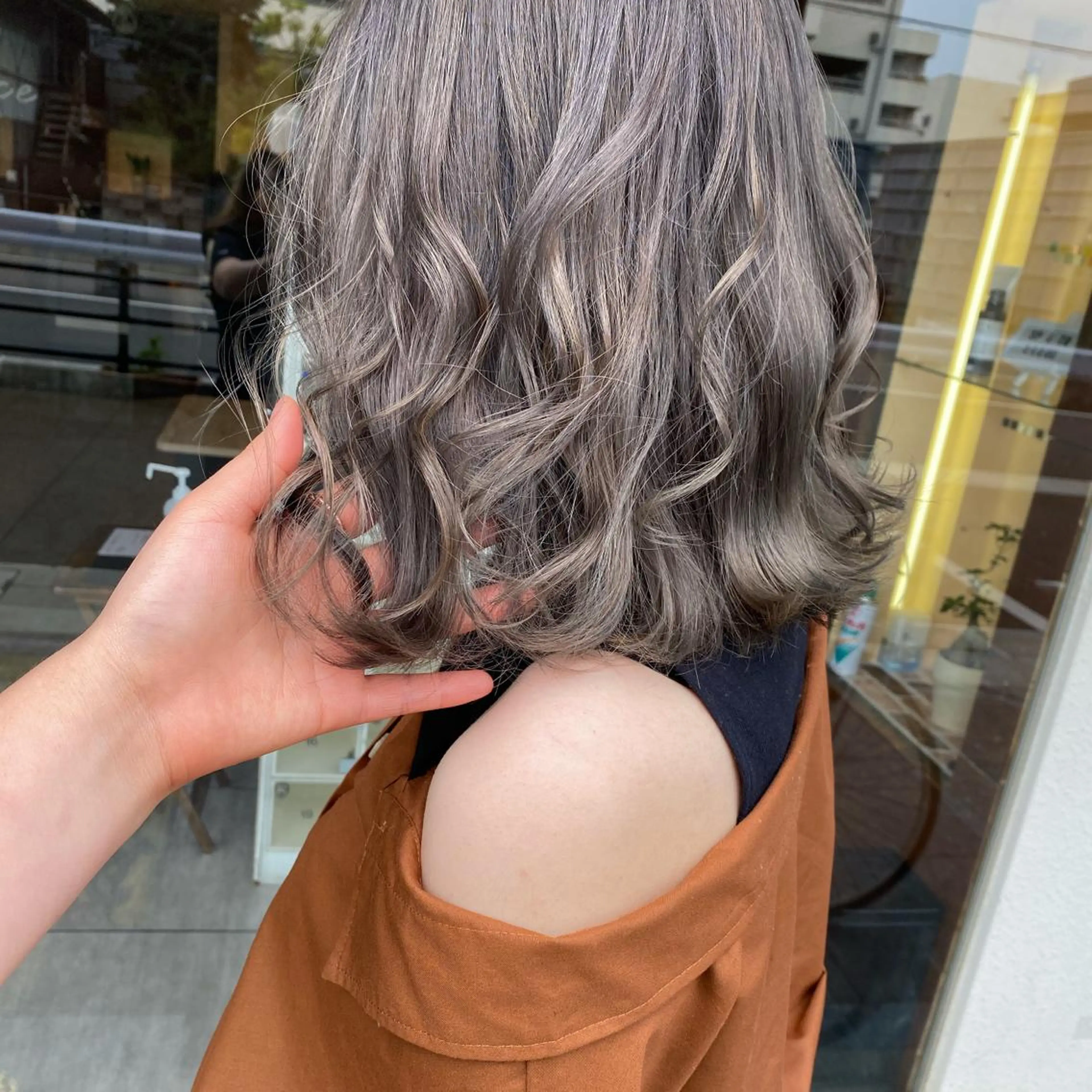 ミディアム カラー ヘアアレンジ カット ヘアカラー トリートメント ヘッドスパ HAIRSALONLOOP所属・川上 麻梨阿のヘアスタイル
