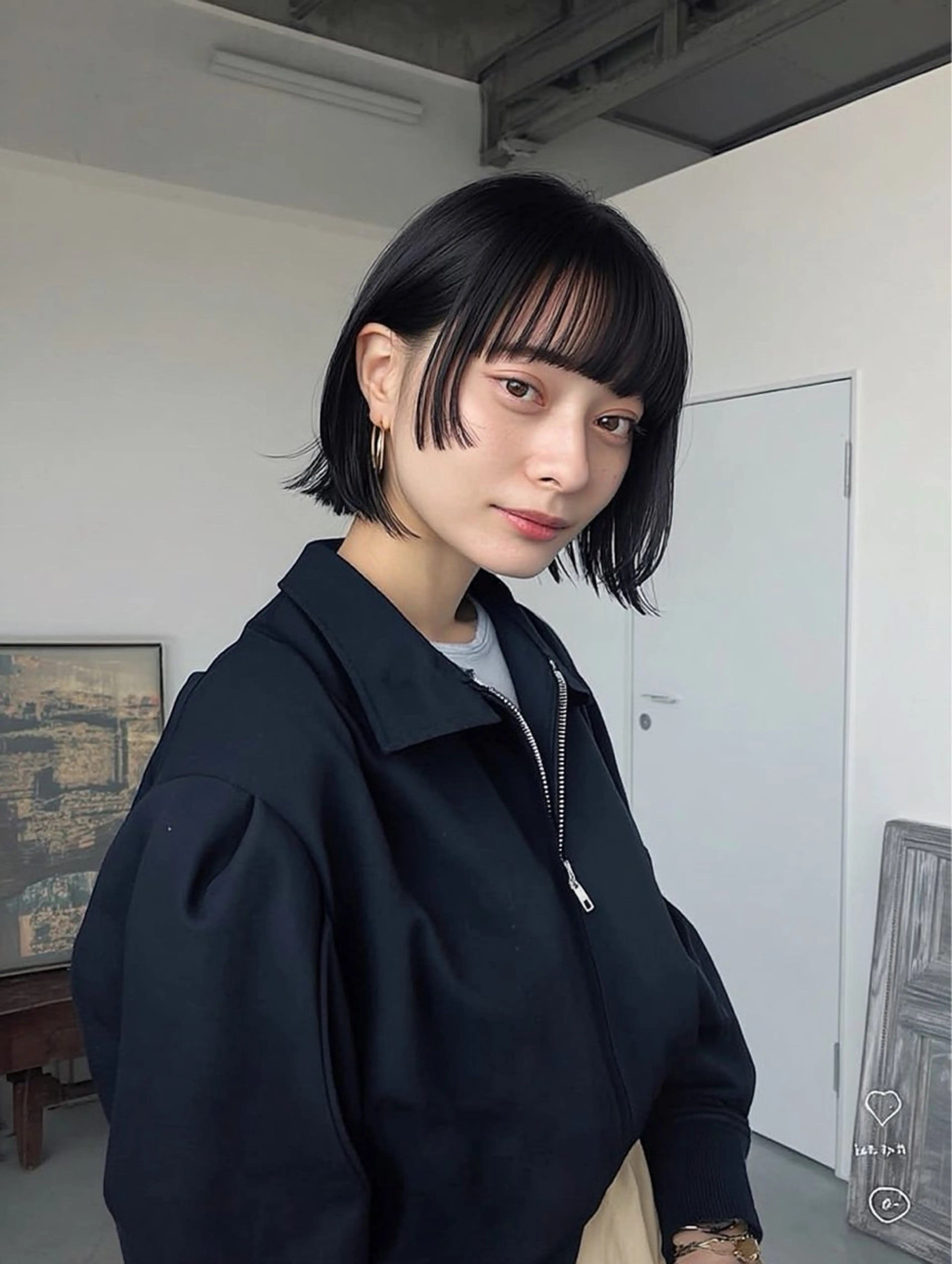 ショート カラー ボブレイヤー ボブ レイヤーカット 服部 翔太のヘアスタイル