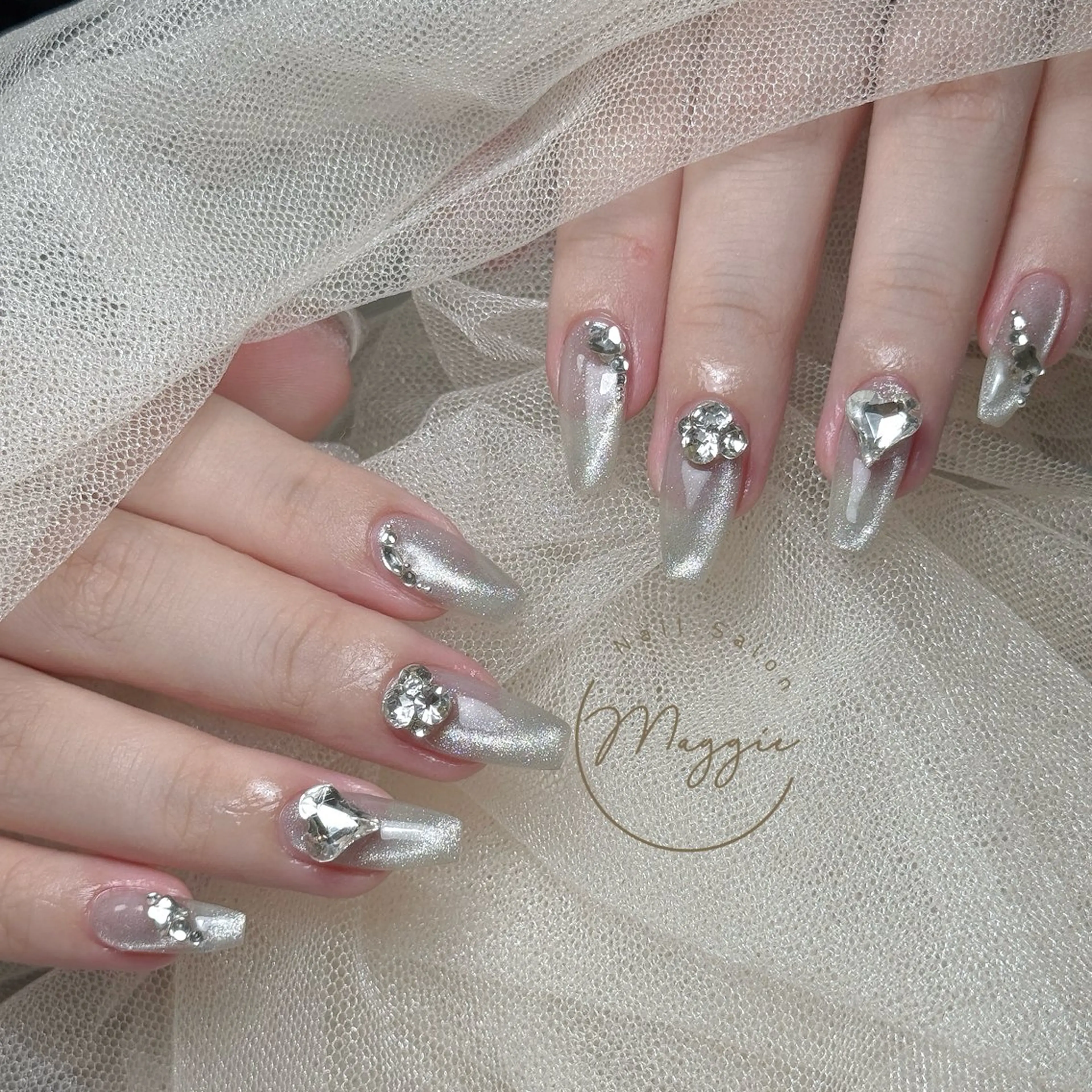 ネイル Maggie Nail🦩のネイルデザイン