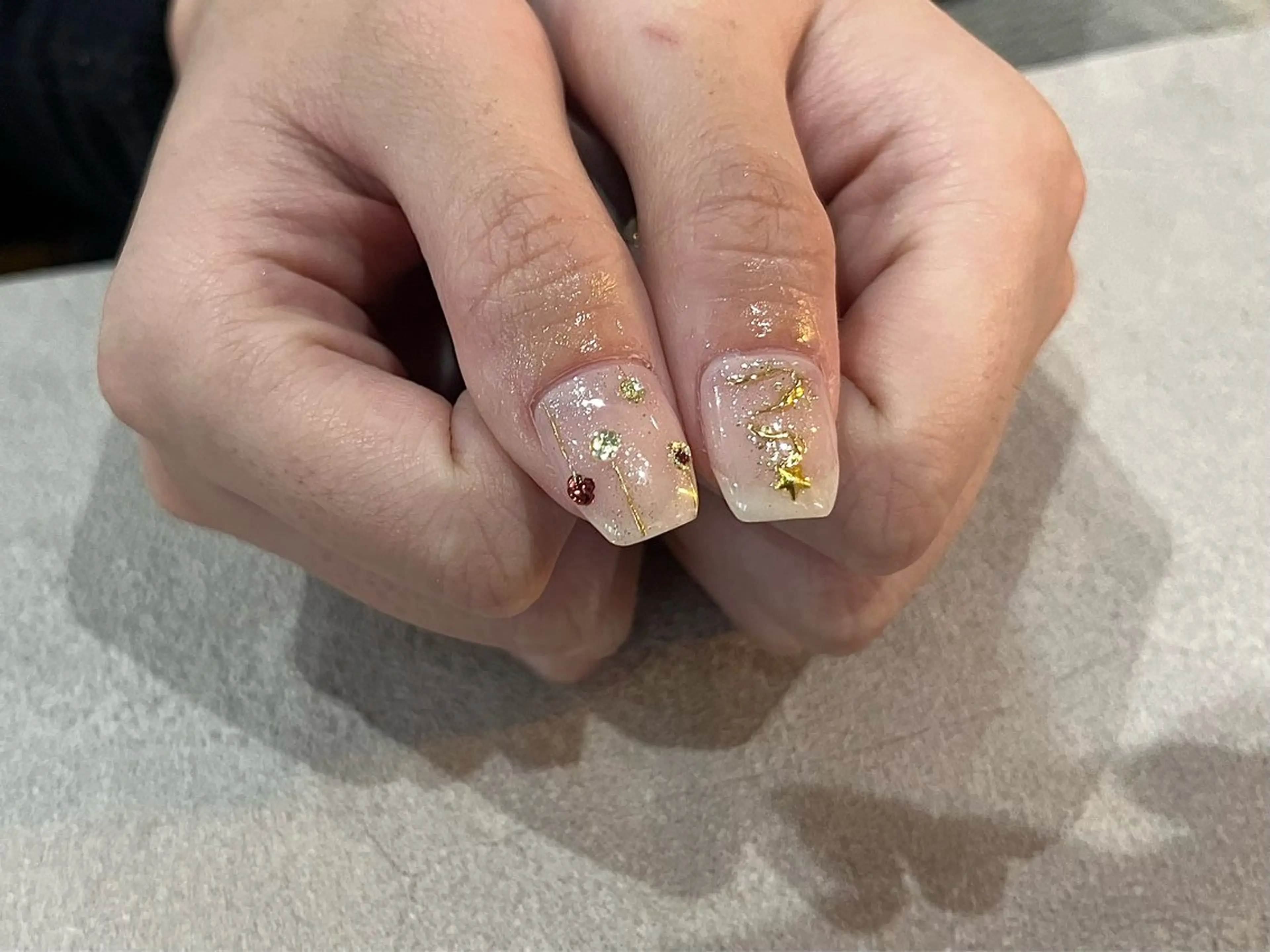 ネイル 冬ネイル クリスマス ハンドネイル Etel atelier.のネイルデザイン