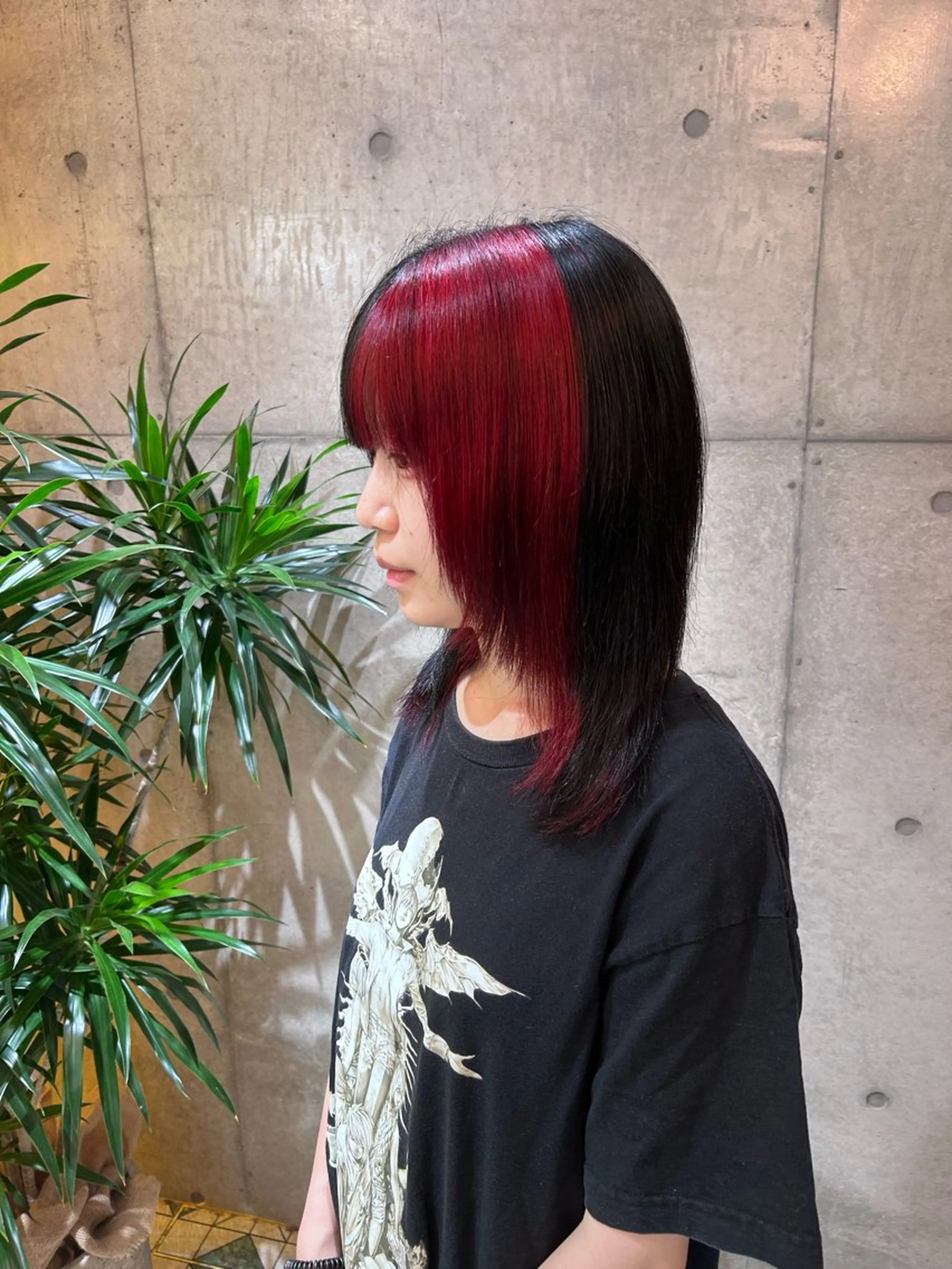 ミディアム カラー ヘアカラー 閼伽井 誇和のヘアスタイル