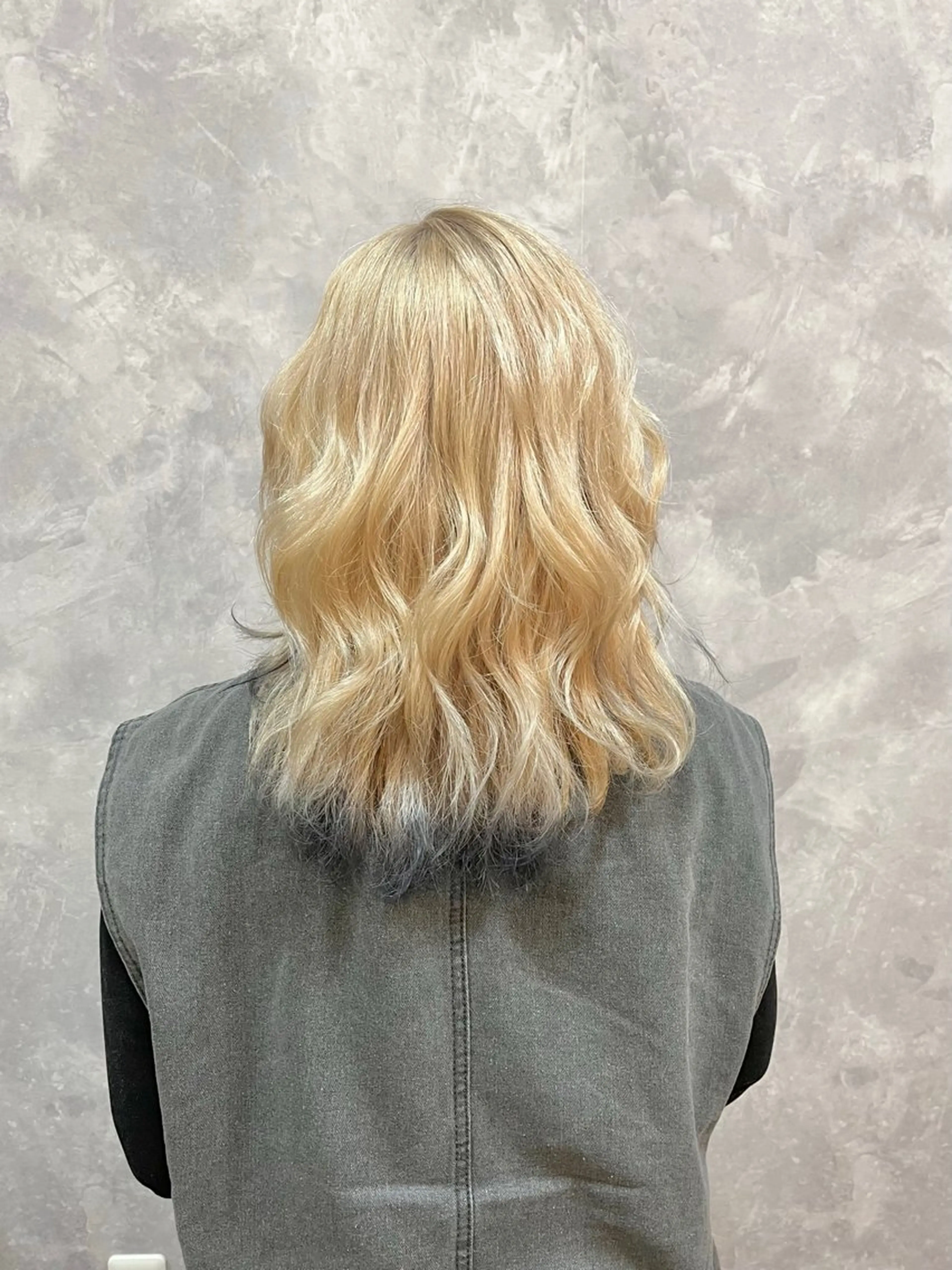 セミロング MIKI /Sio.hairのヘアスタイル