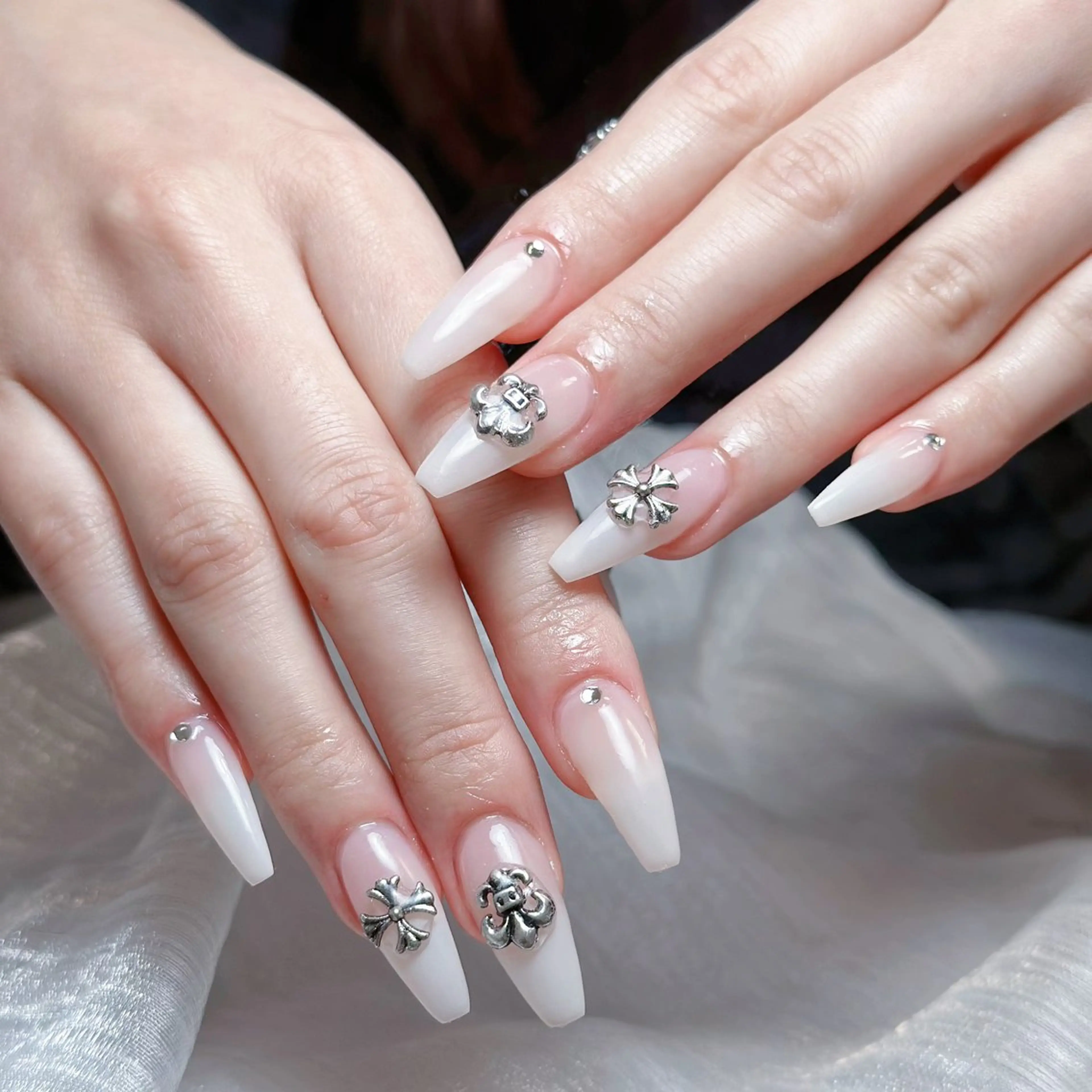 ネイル ハンドネイル Ann- NailQueensのネイルデザイン