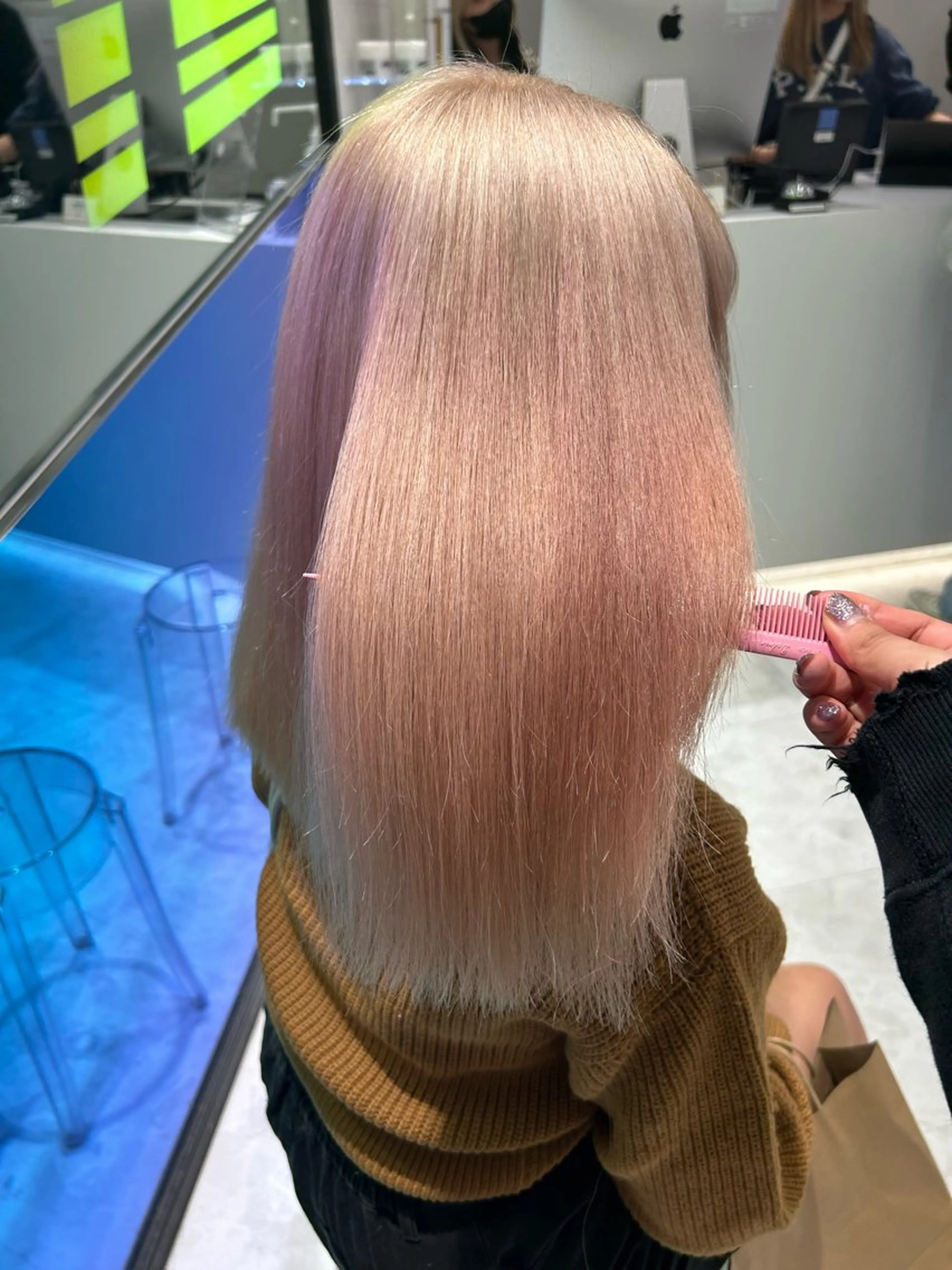 セミロング 髪質改善 トリートメント 🩷暖色カラー🩷 BONのヘアスタイル
