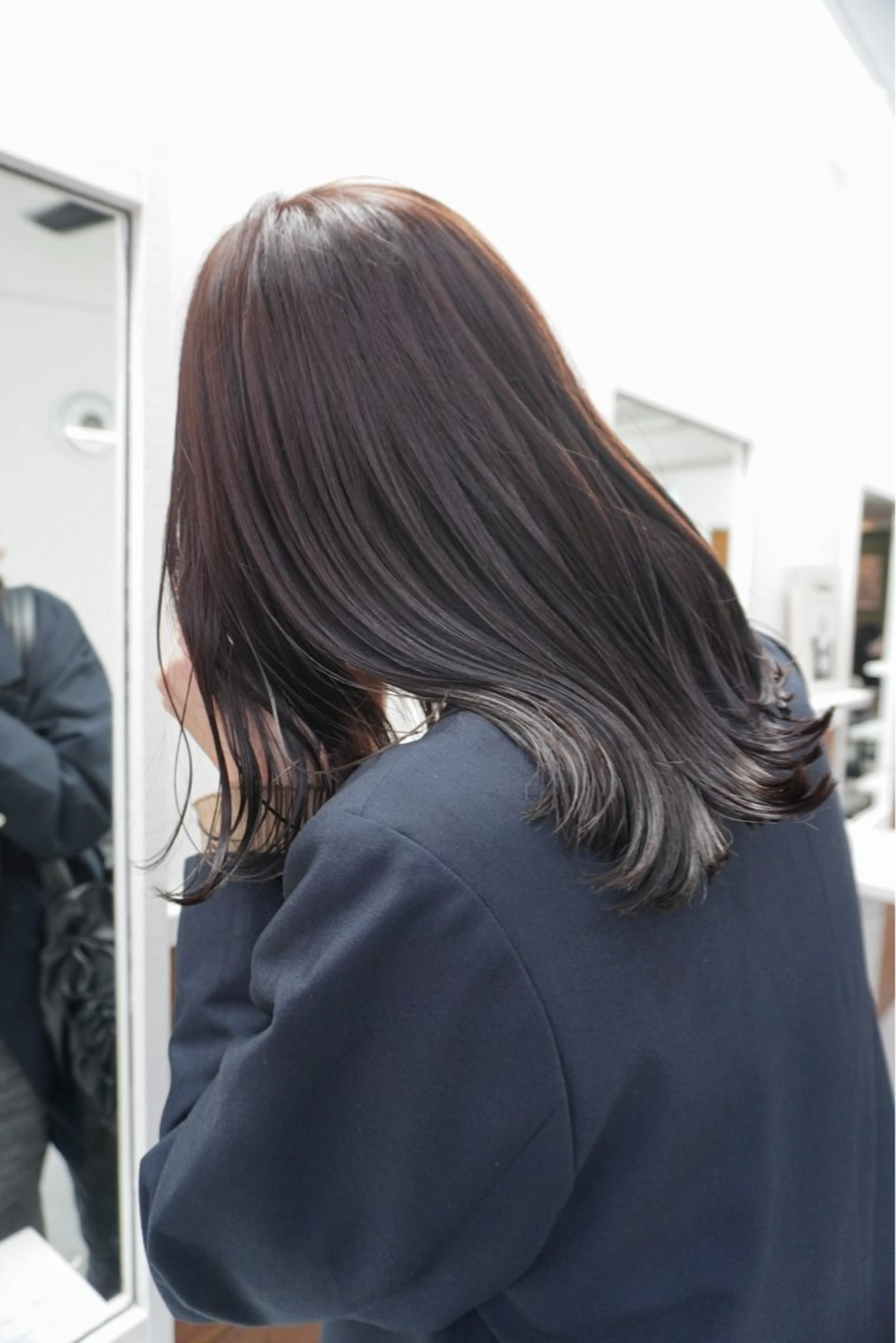 ミディアム カラー ベージュカラー ブラウンカラー グレージュ ラベンダーカラー ラベンダーベージュ カット ヘアカラー トリートメント レイヤー/似合わせ TAKUYAのヘアスタイル