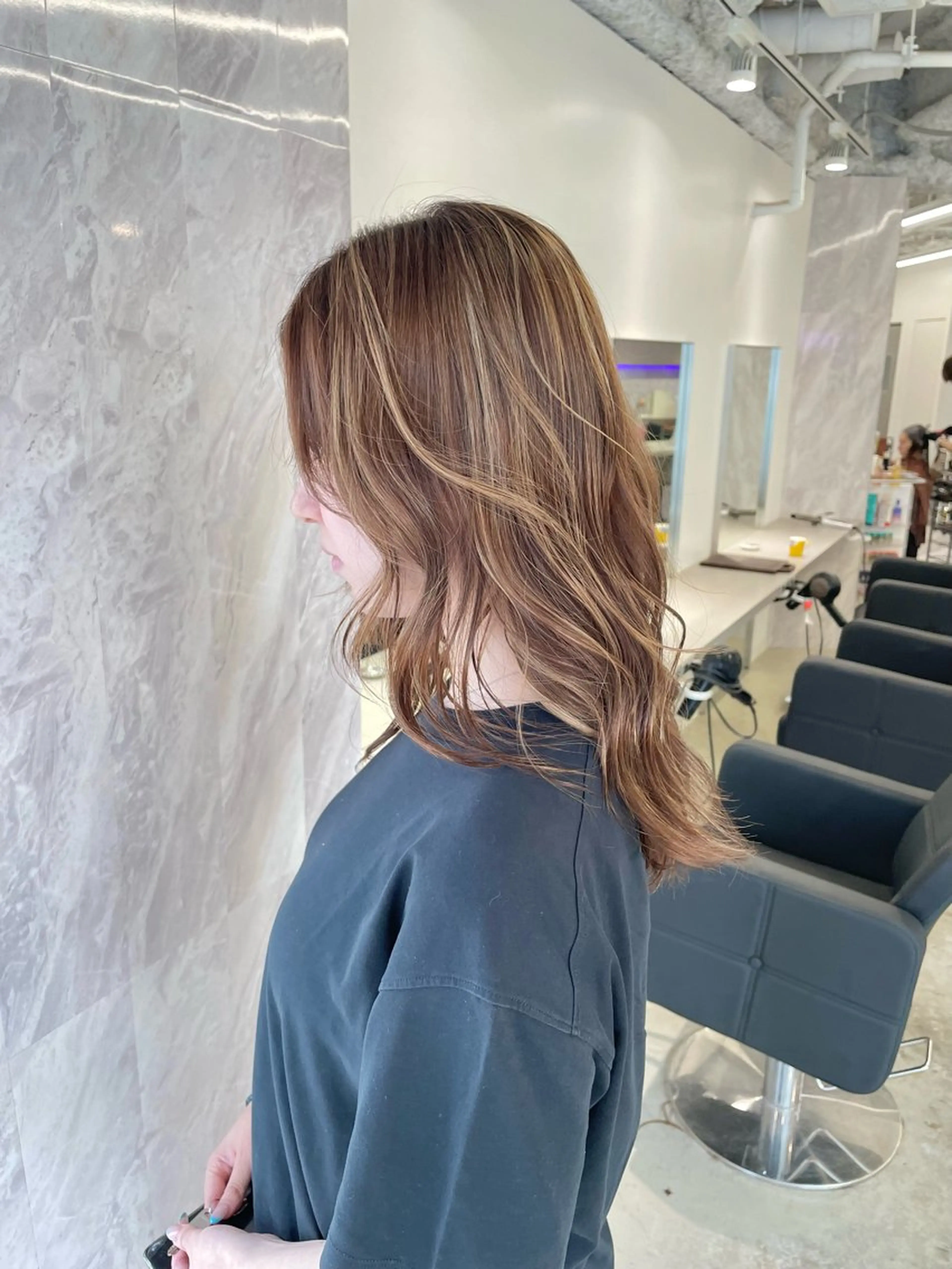 ミディアム 🎗井上 竜 ブリーチ指名No.1のヘアスタイル