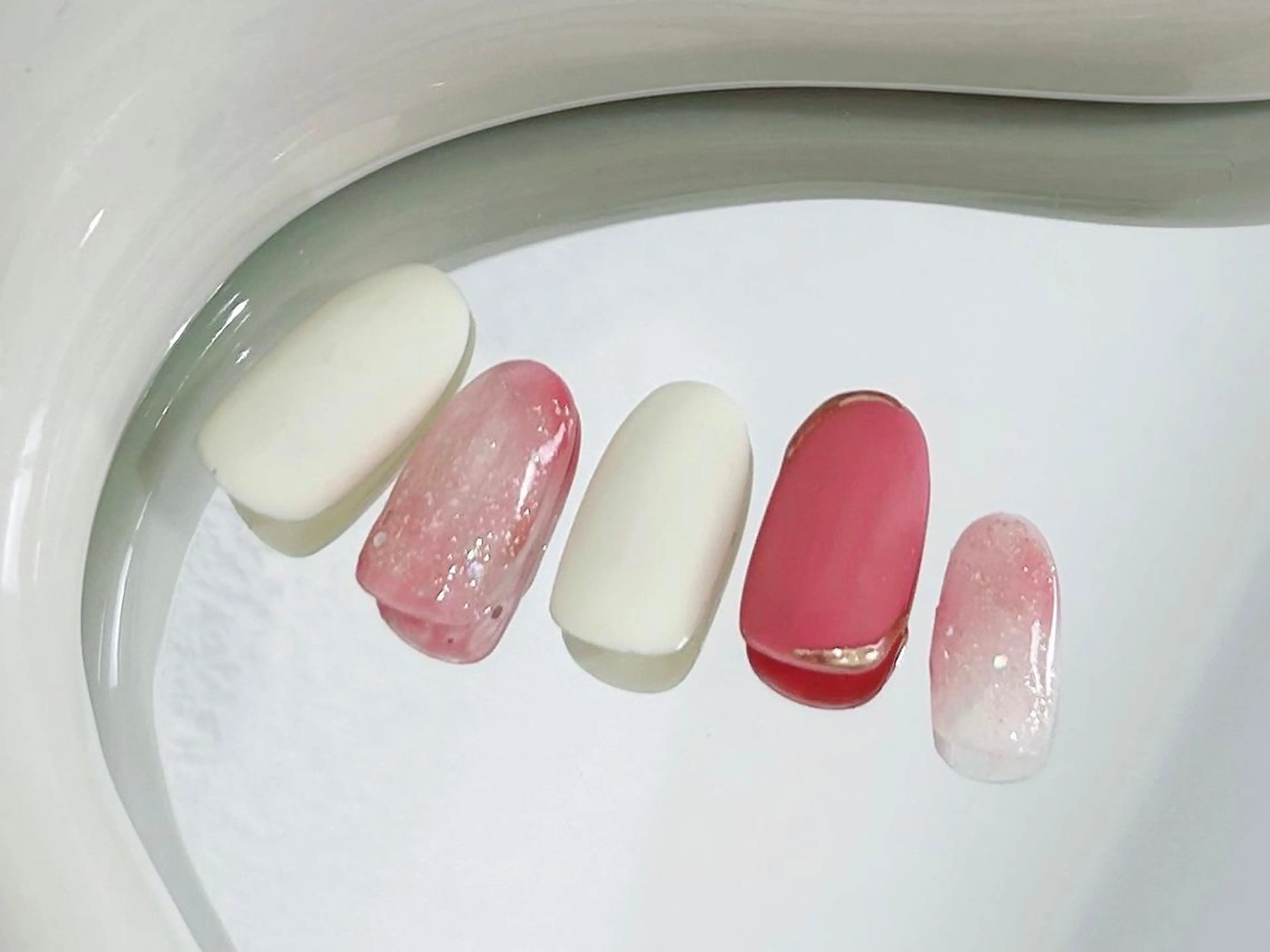 ネイル ハンドネイル アイ.ネイリスト りこの眉毛・アイブロウイメージ