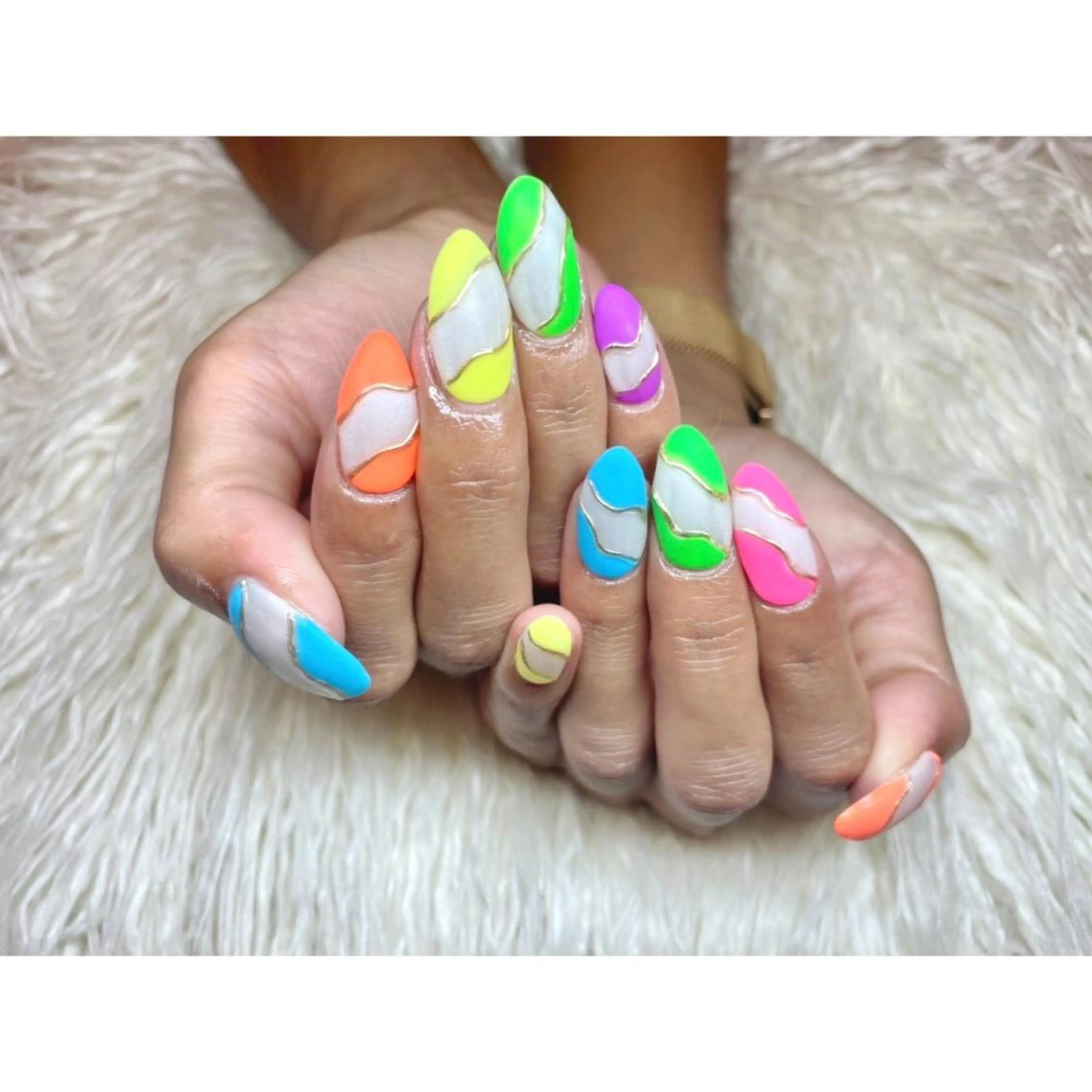 ネイル ニュアンスネイル ハンドネイル フットネイル Nail salon LuaRのネイルデザイン