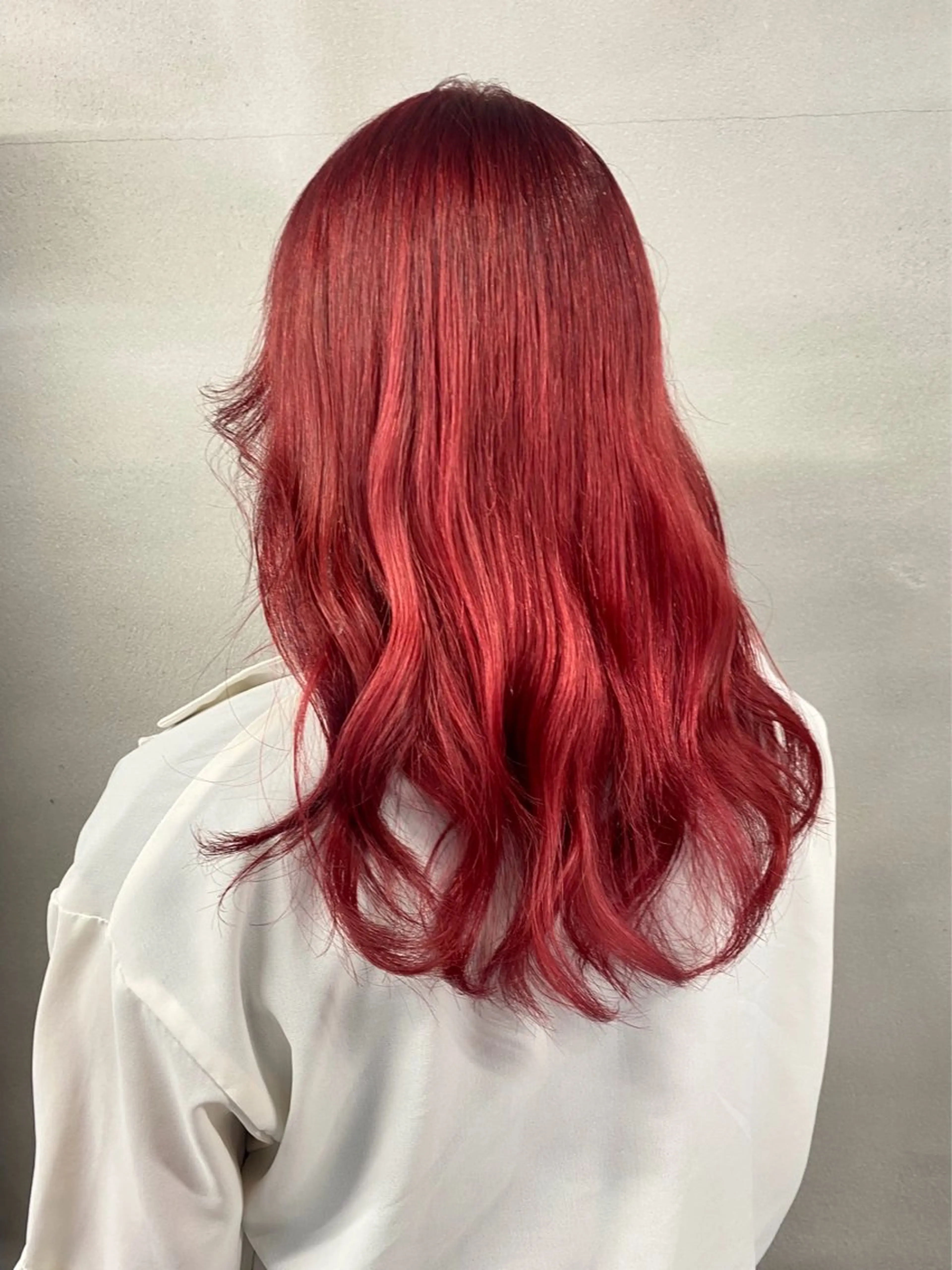 ロング カラー ブリーチ デザインカラー レッドカラー ボブ 顔まわりレイヤー 柏 デザインカラー/ レイヤー🐣シオリのヘアスタイル