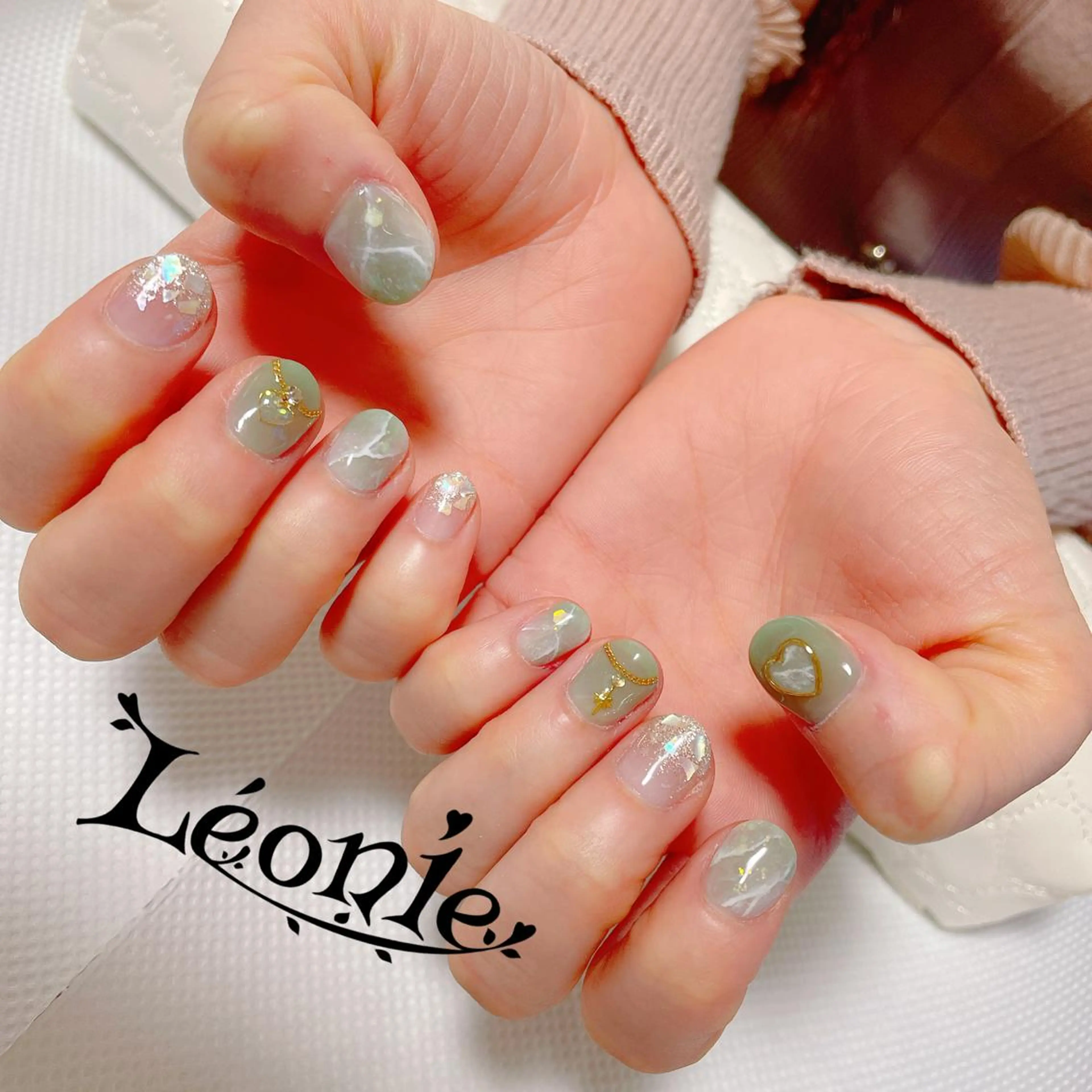 ネイル Leonie misuzu. oのネイルデザイン