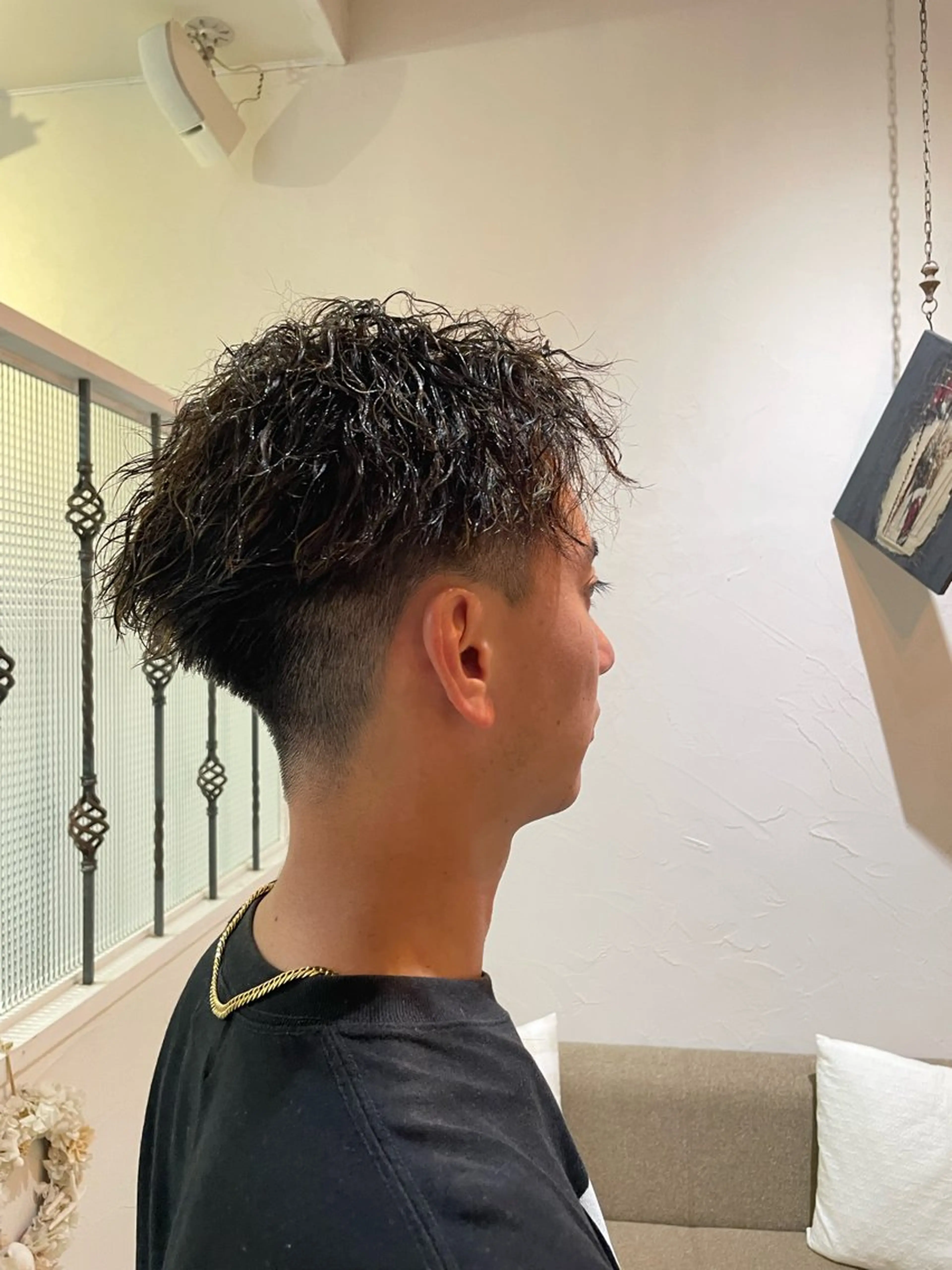 パーマ メンズ メンズブリーチ フェードカット メンズハイライト メンズメッシュ メンズパーマ Men's hair salon First 中百舌鳥店所属・First なかもず 店 YUKIのヘアスタイル