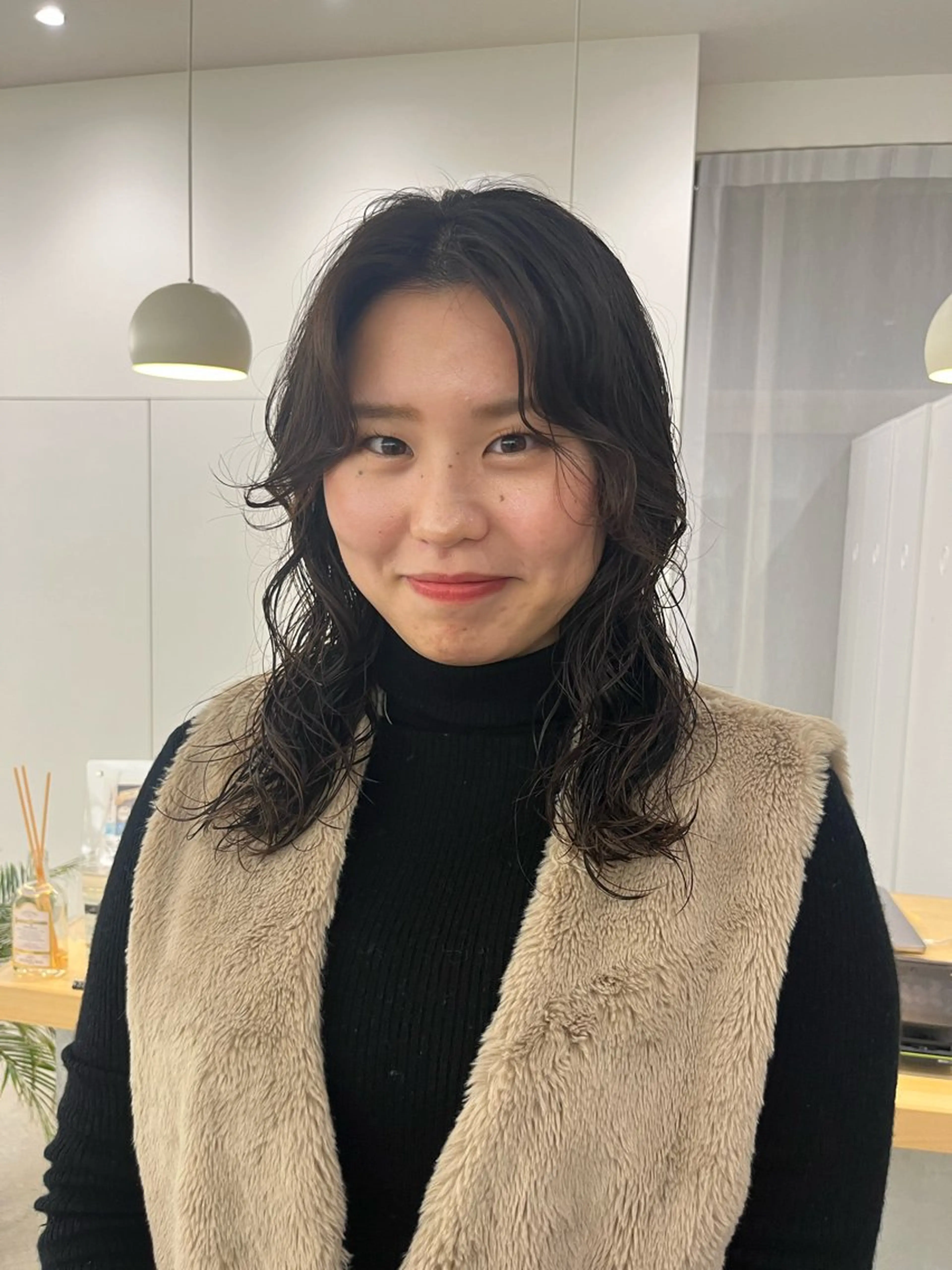 ミディアム 瀬長なおみ U too e'sのヘアスタイル