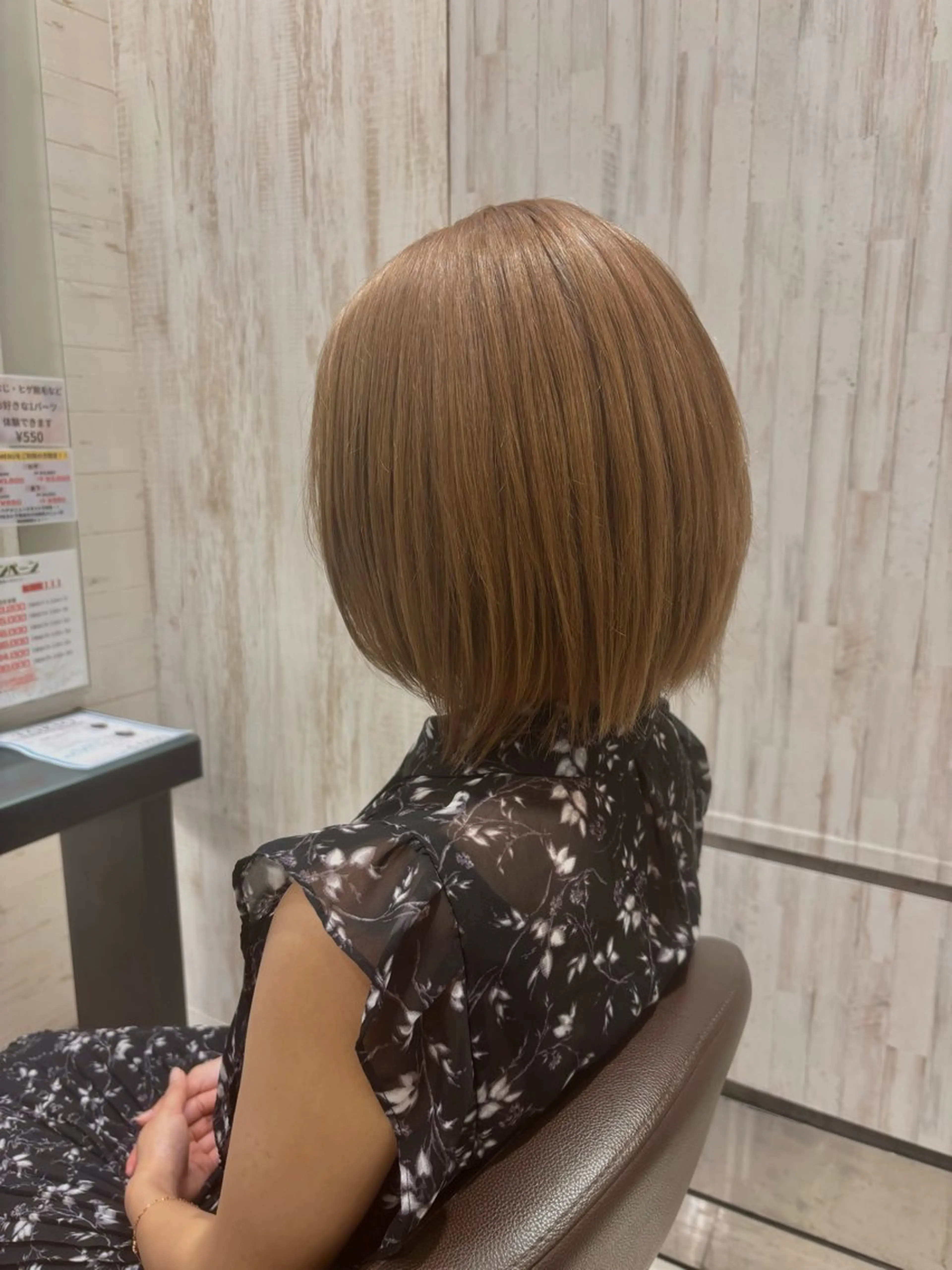 ショート ヘアカラー トリートメント EARTH 寺本尚生のヘアスタイル