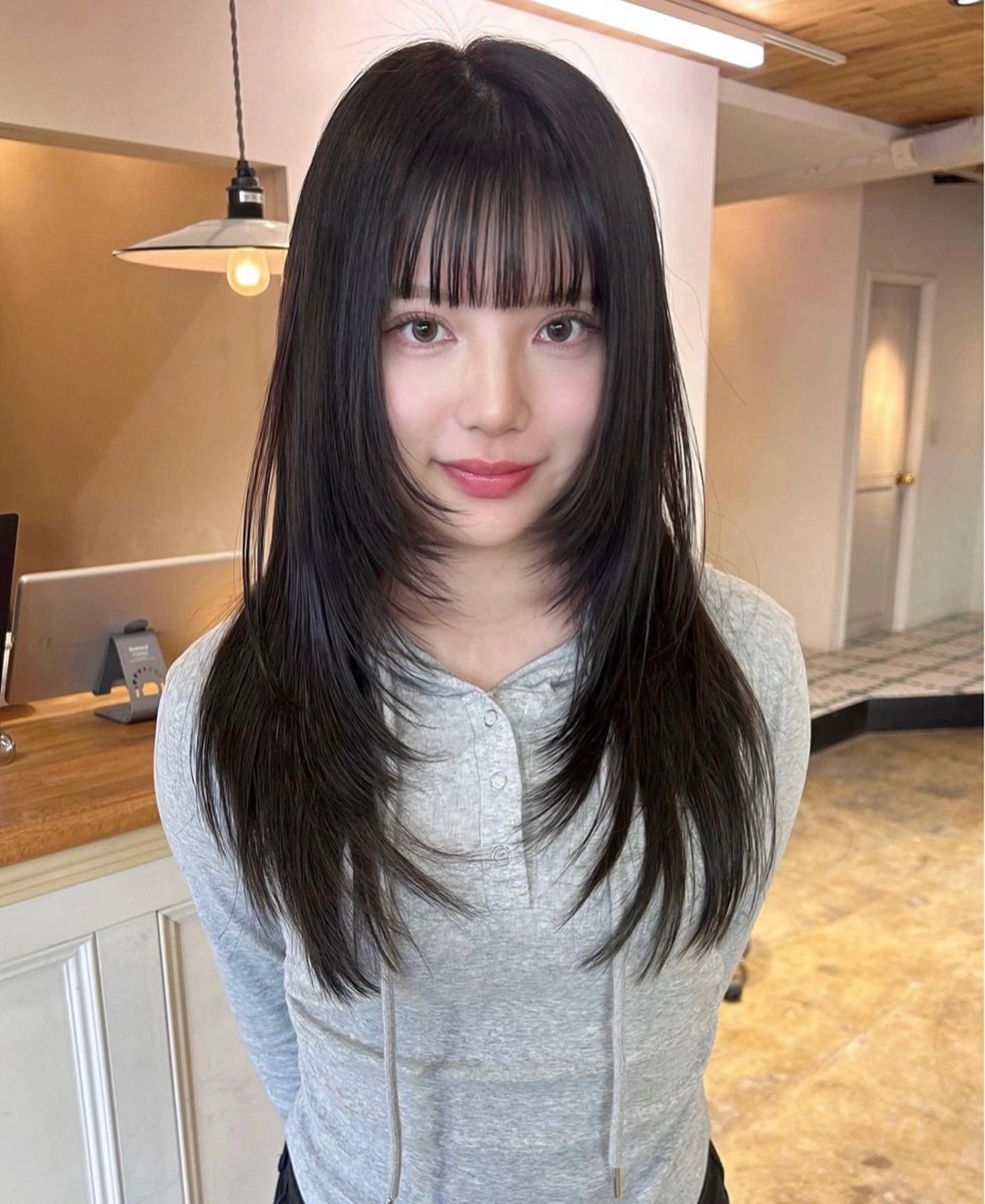 ロング カラー レイヤーカット カット ヘアカラー fujimoto yuiのヘアスタイル