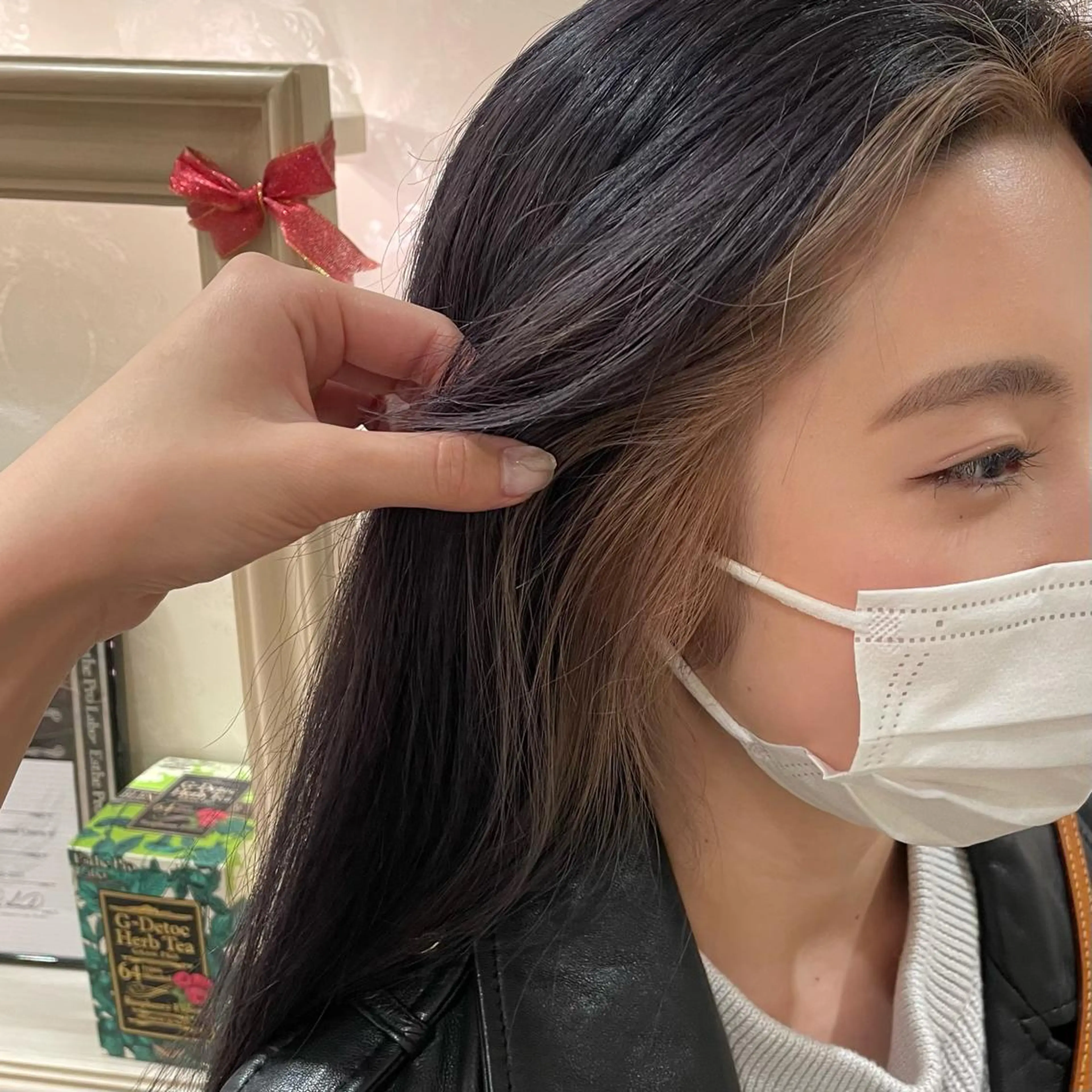 カラー ミストバング フェイスフレーミング 🍪ヨシイハルネ🍪 ラベンダーカラーのヘアスタイル