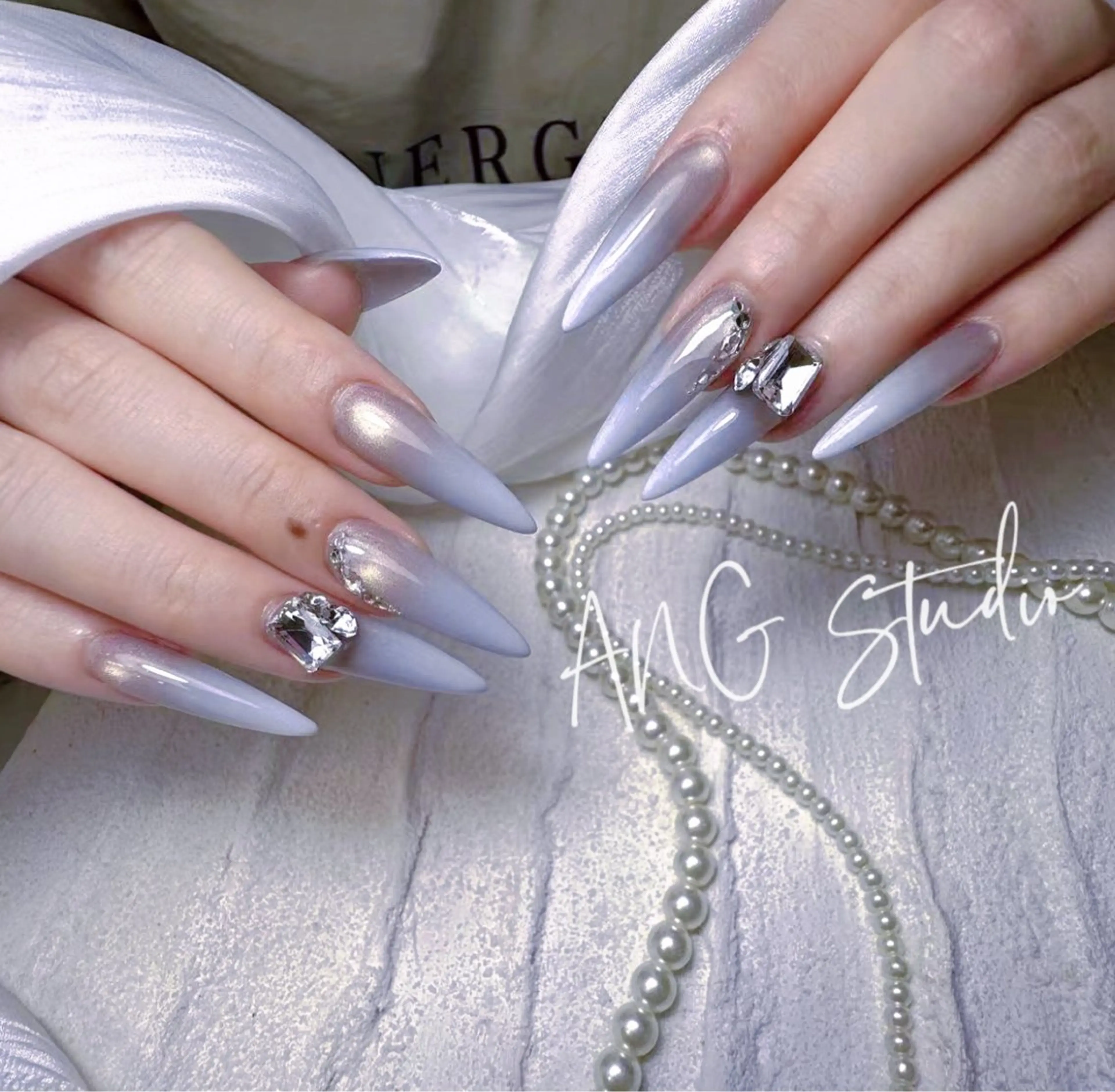 ネイル ハンドネイル ハンドケア ANG Studioのネイルデザイン