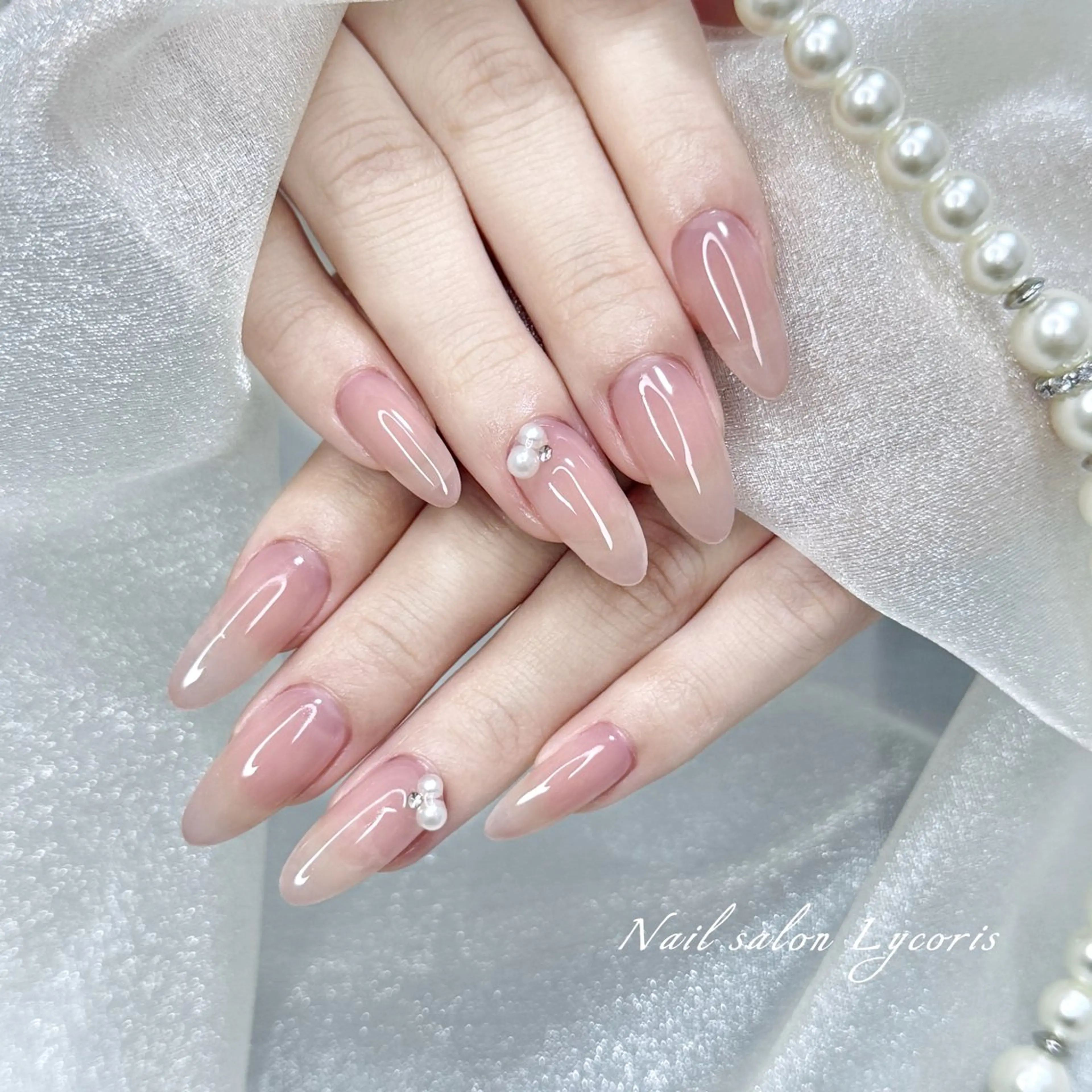 ネイル ストーンネイル ハンドネイル Nail salon Lycoris キキのネイルデザイン