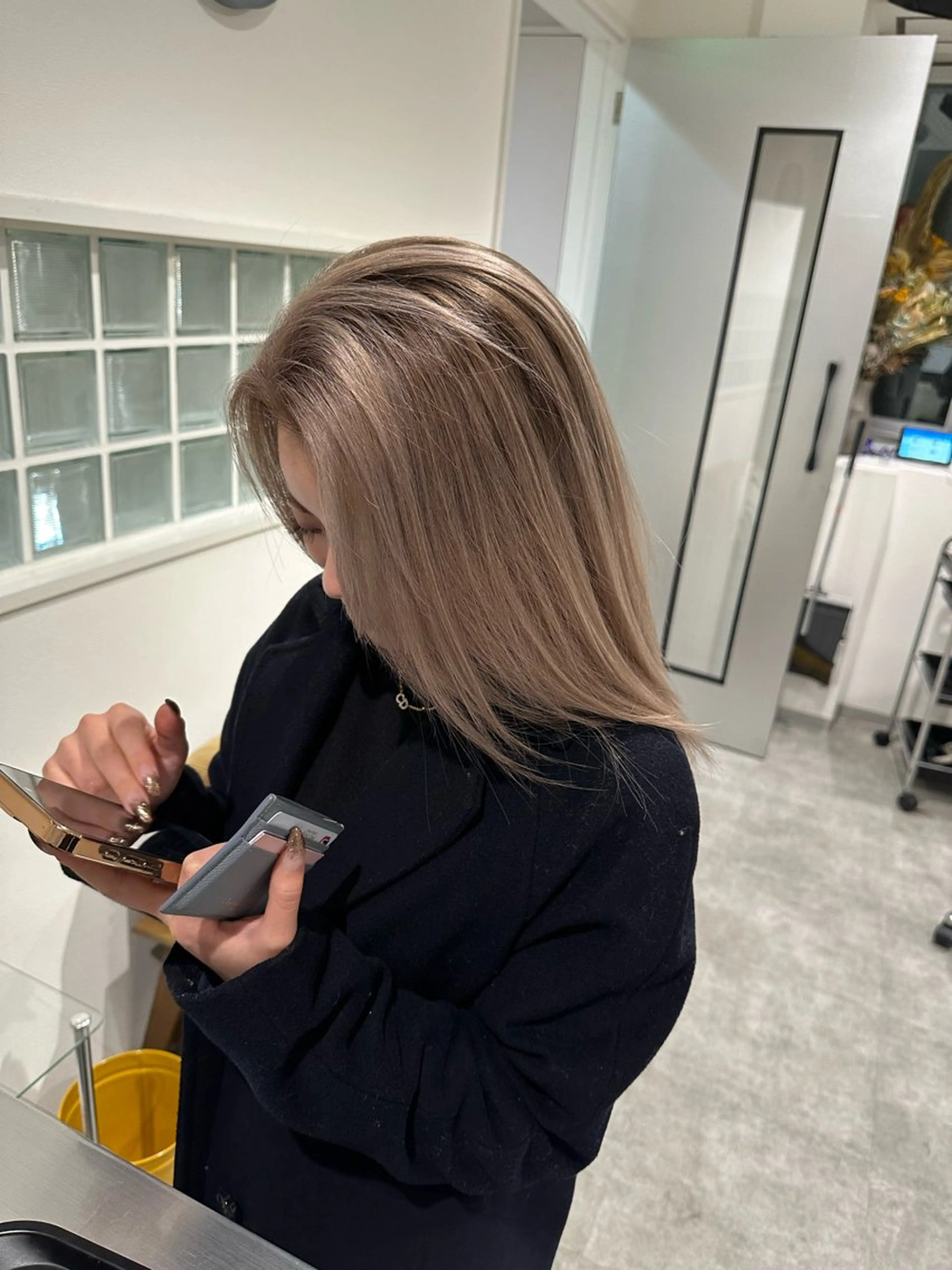 ミディアム カラー ショートボブ アディクシーカラー バレイヤージュ ブリーチ ケアブリーチ ヘアカラー JIL BLAN 京都のヘアスタイル