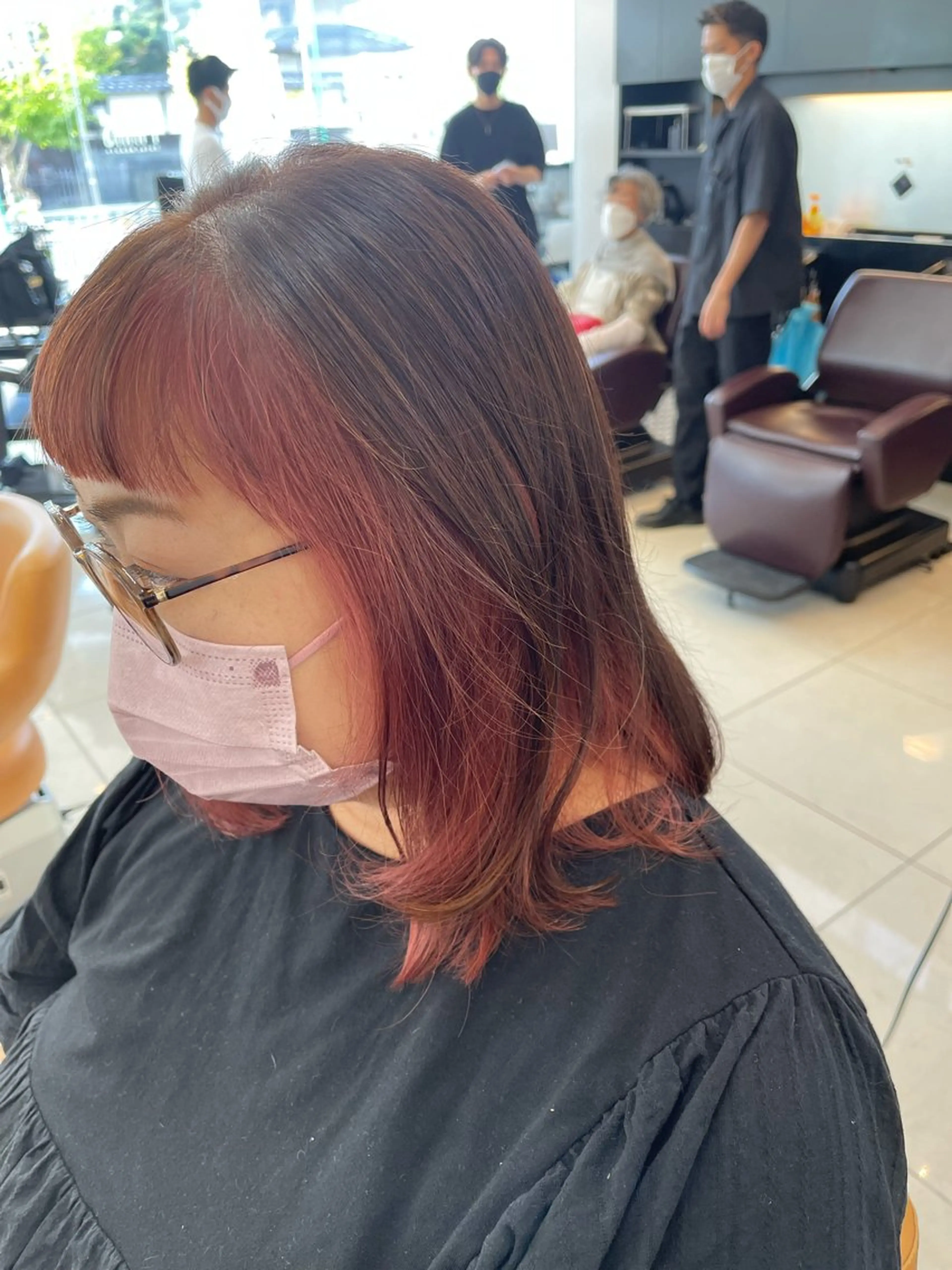 ミディアム カラー ブリーチ ケアブリーチ ダブルカラー インナーカラー レッドカラー ヘアカラー トリートメント SOYON西大寺店所属・ダブルカラー/ 髪質改善💎安藤のヘアスタイル