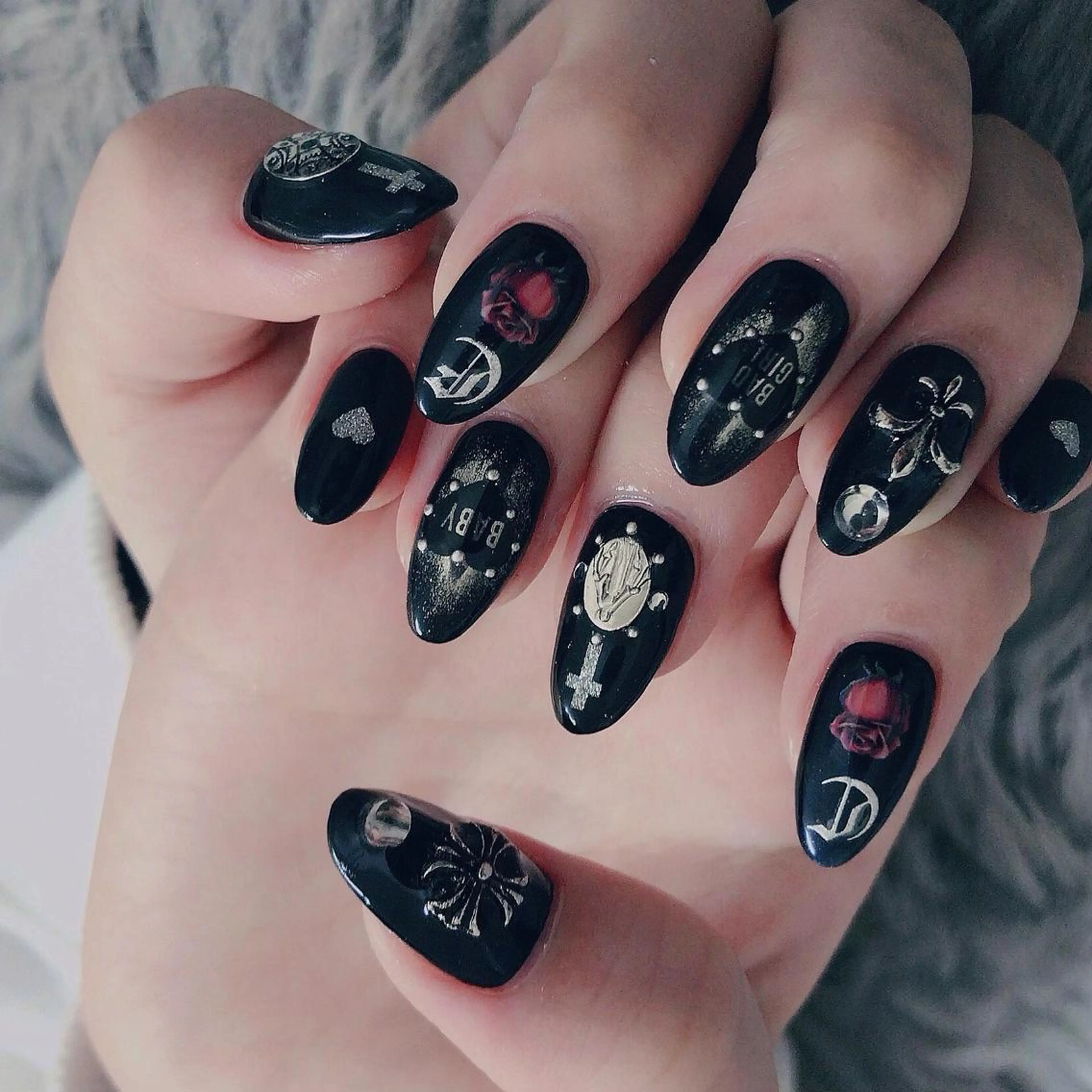 ネイル ハンドネイル NOIROUGE所属・NOI ROUGEのネイルデザイン