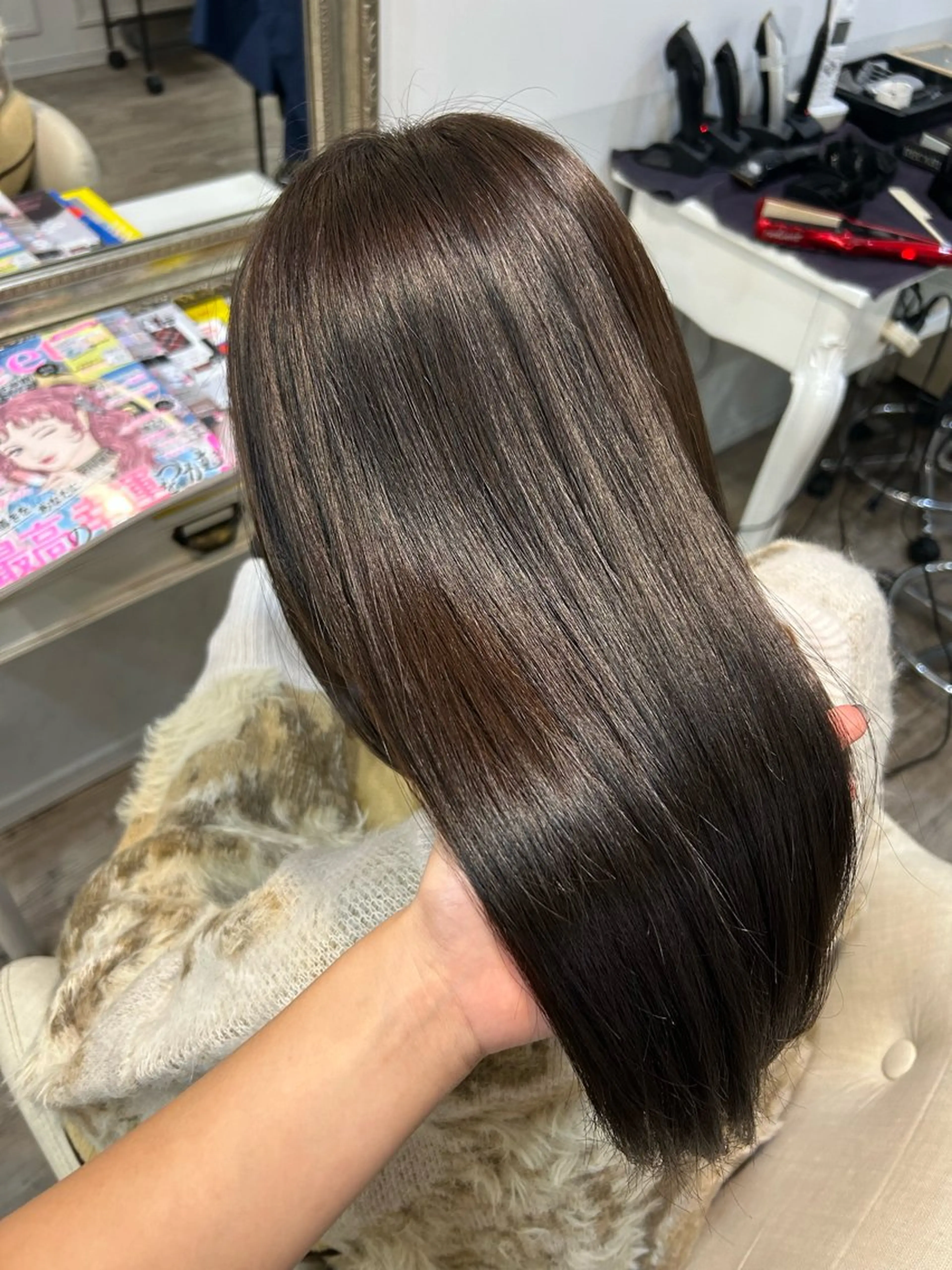 ロング カラー roussy.所属・roussy. renkaのヘアスタイル
