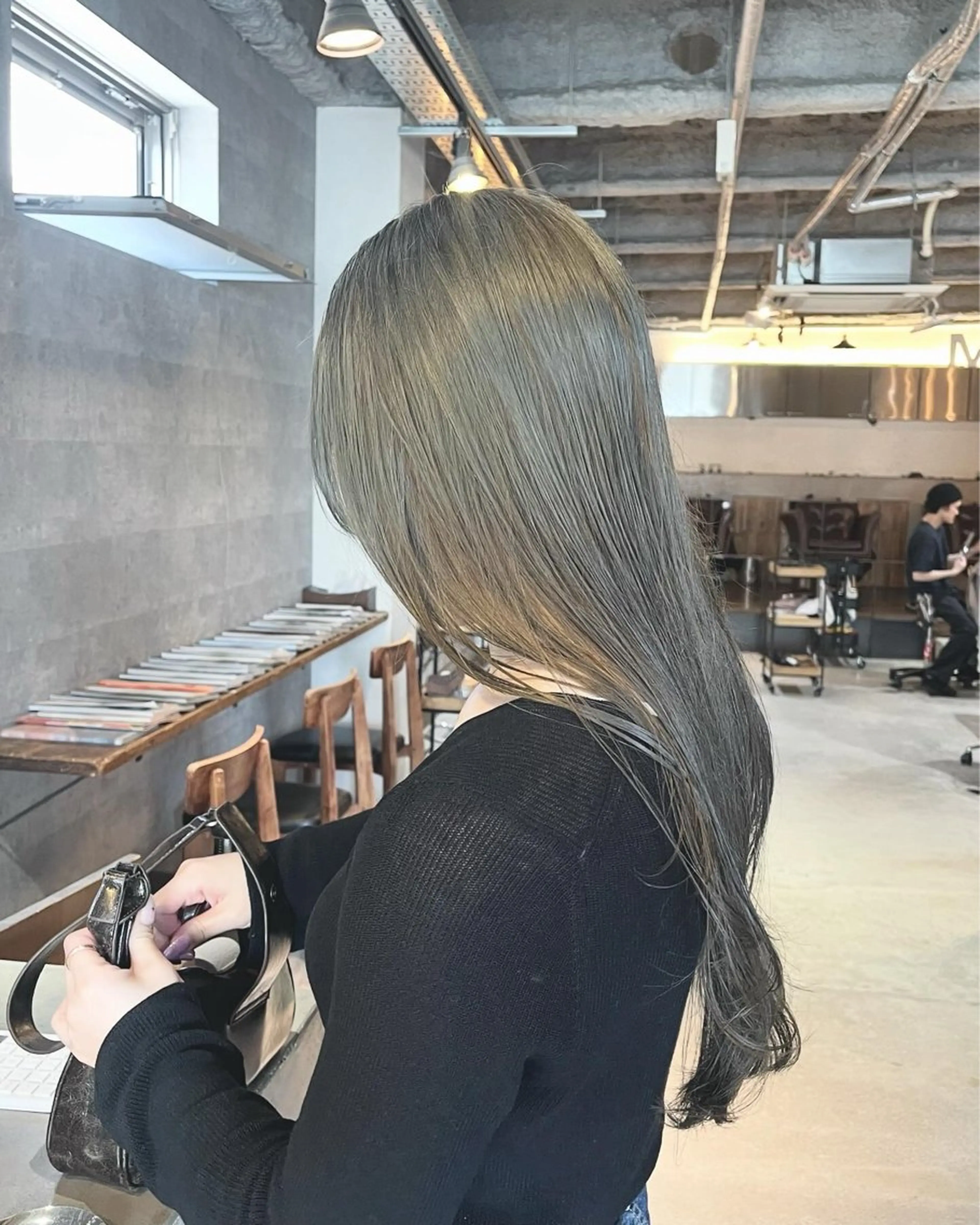 ロング カラー ダブルカラー グレージュ オリーブグレージュ オリーブグレー times salon 栄所属・韓国ヘアスタイリスト Harukaのヘアスタイル