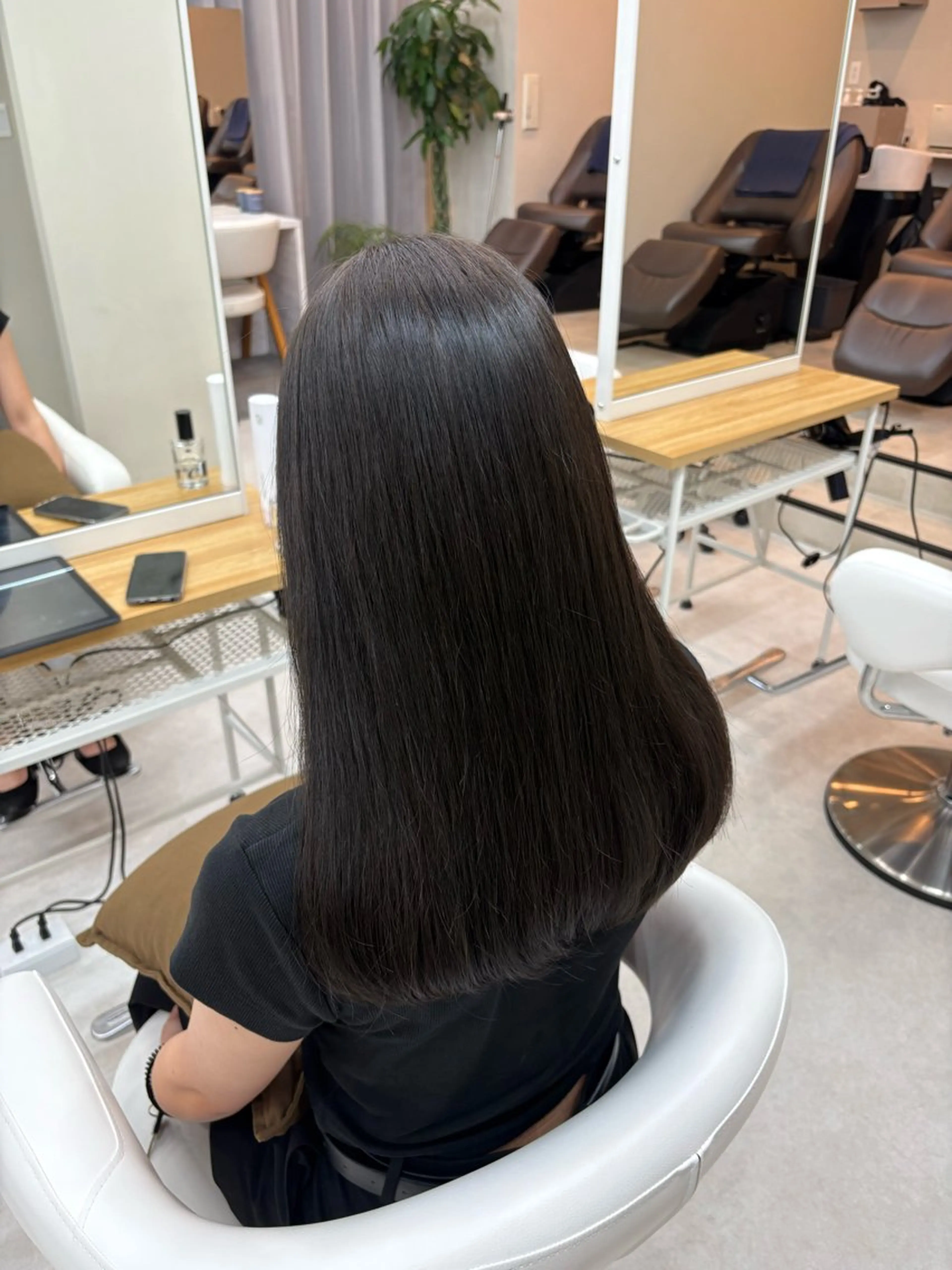 セミロング 磯部 拓磨のヘアスタイル