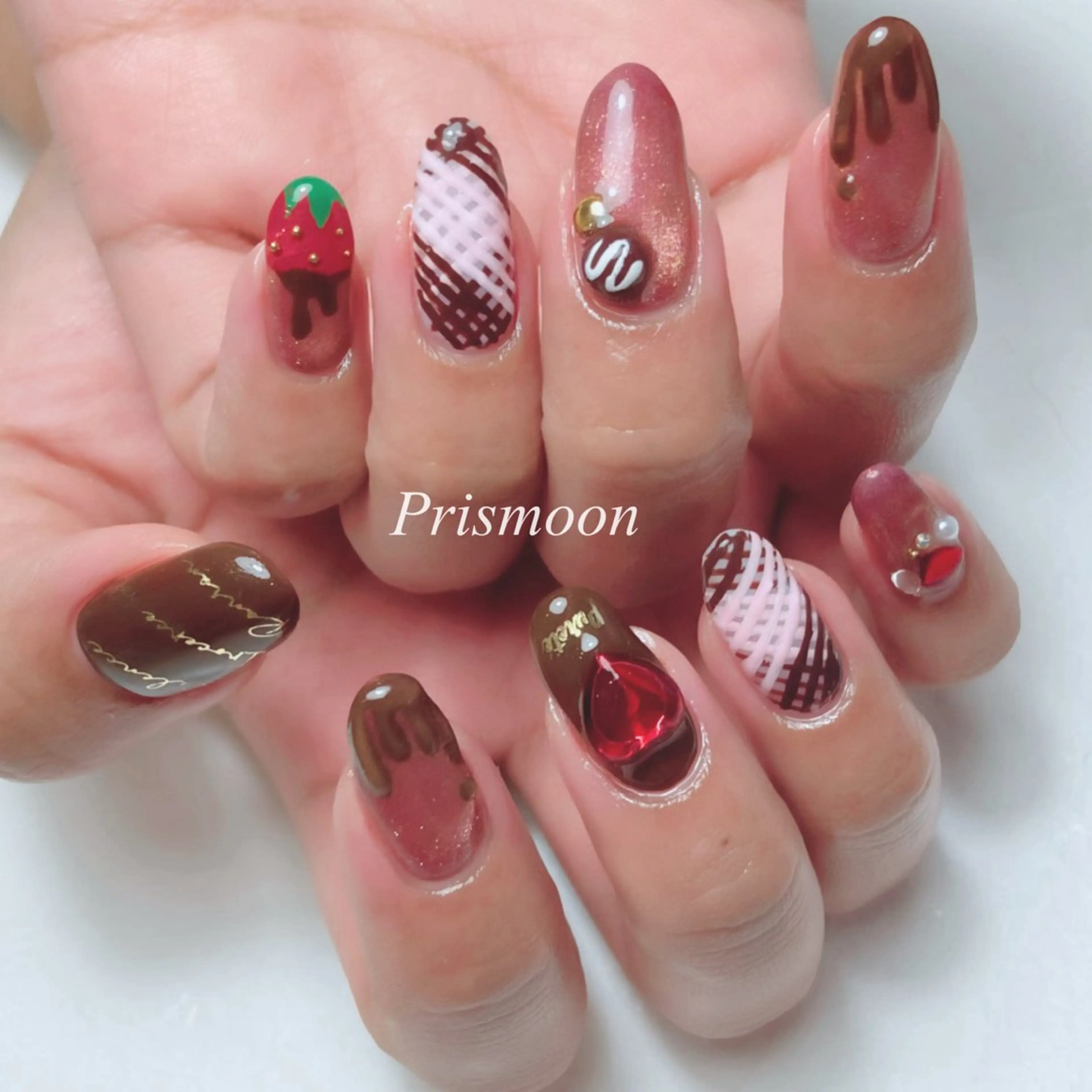 ネイル バレンタイン Prismoon  Nail所属・Prismoon Nailのネイルデザイン