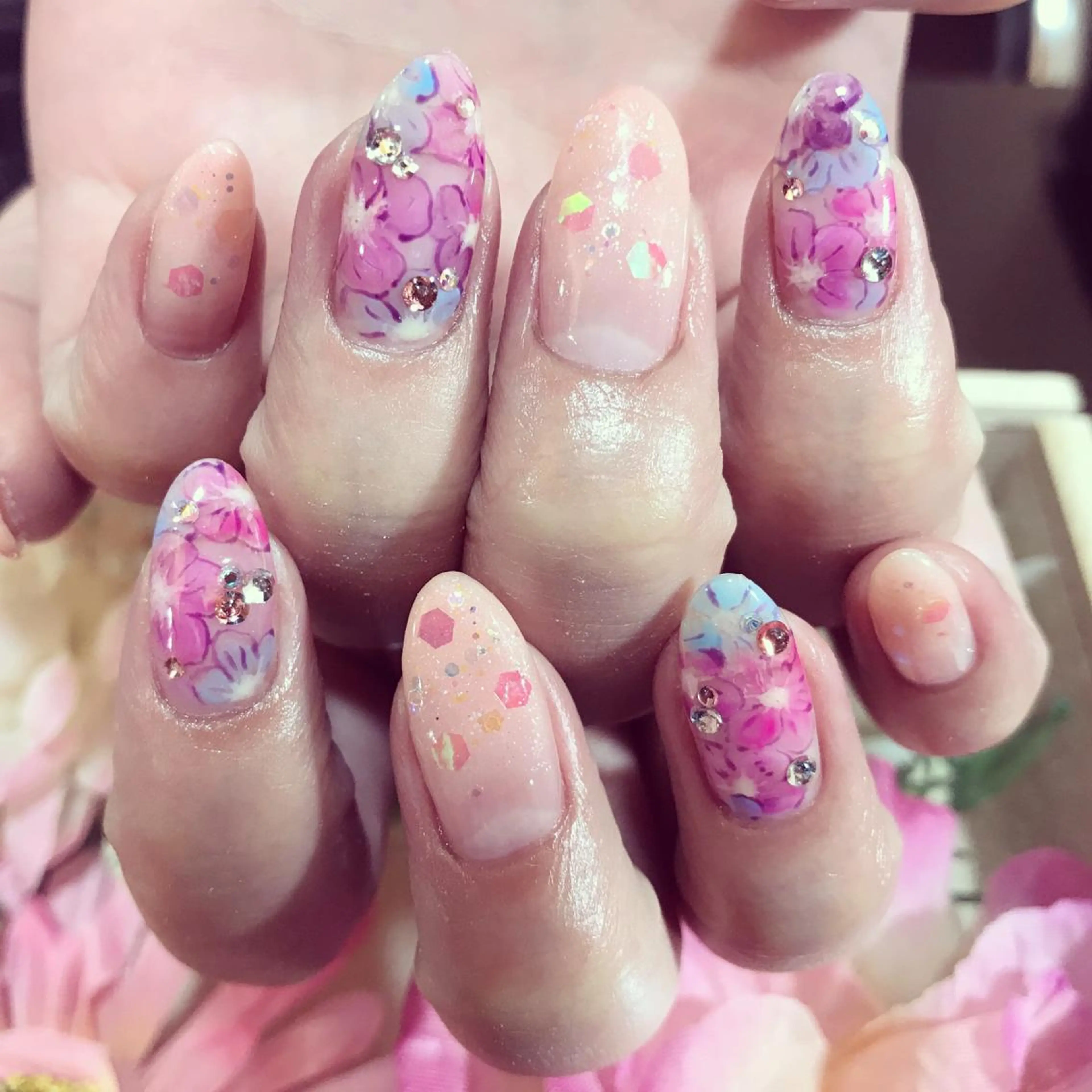 ネイル フラワーネイル maison　opus所属・nailartist lisaのネイルデザイン