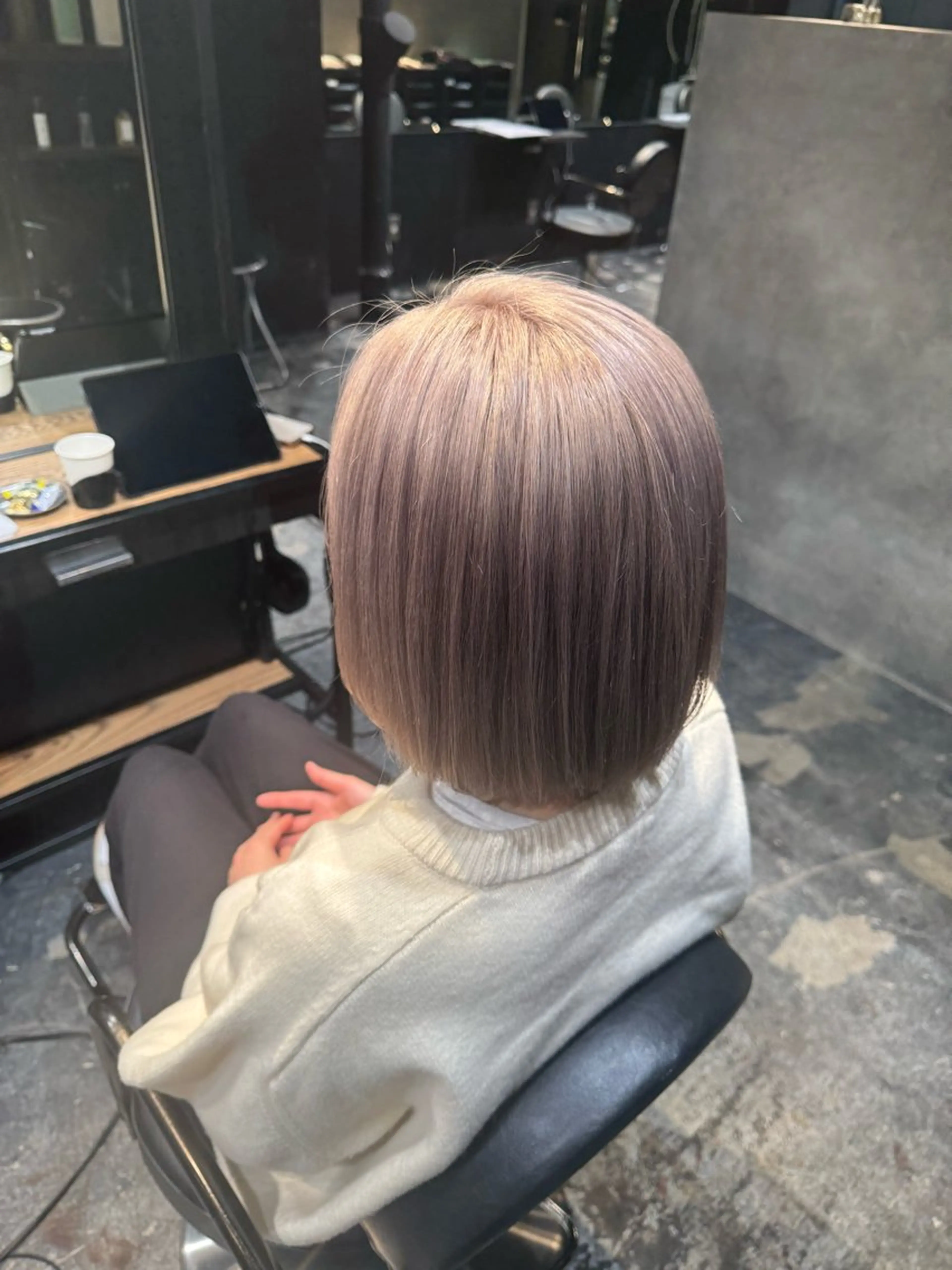 平日限定✨ブリーチ込み✨トリプルカラー+髪質改善トリートメント✨毛先メンテナンスカット可✨の写真
