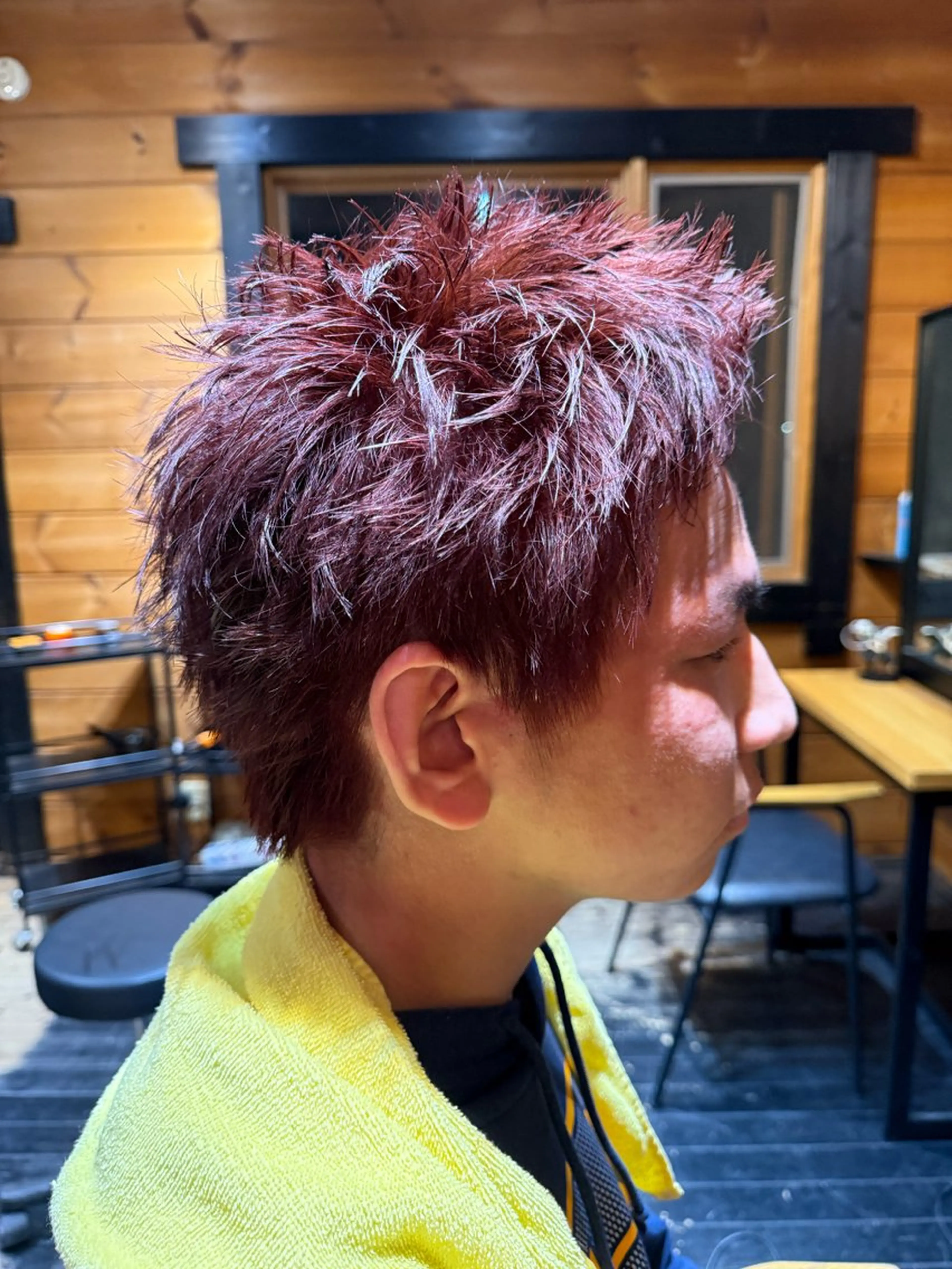 ショート メンズ スパイキーショート ショートヘア 古賀 雄大のヘアスタイル