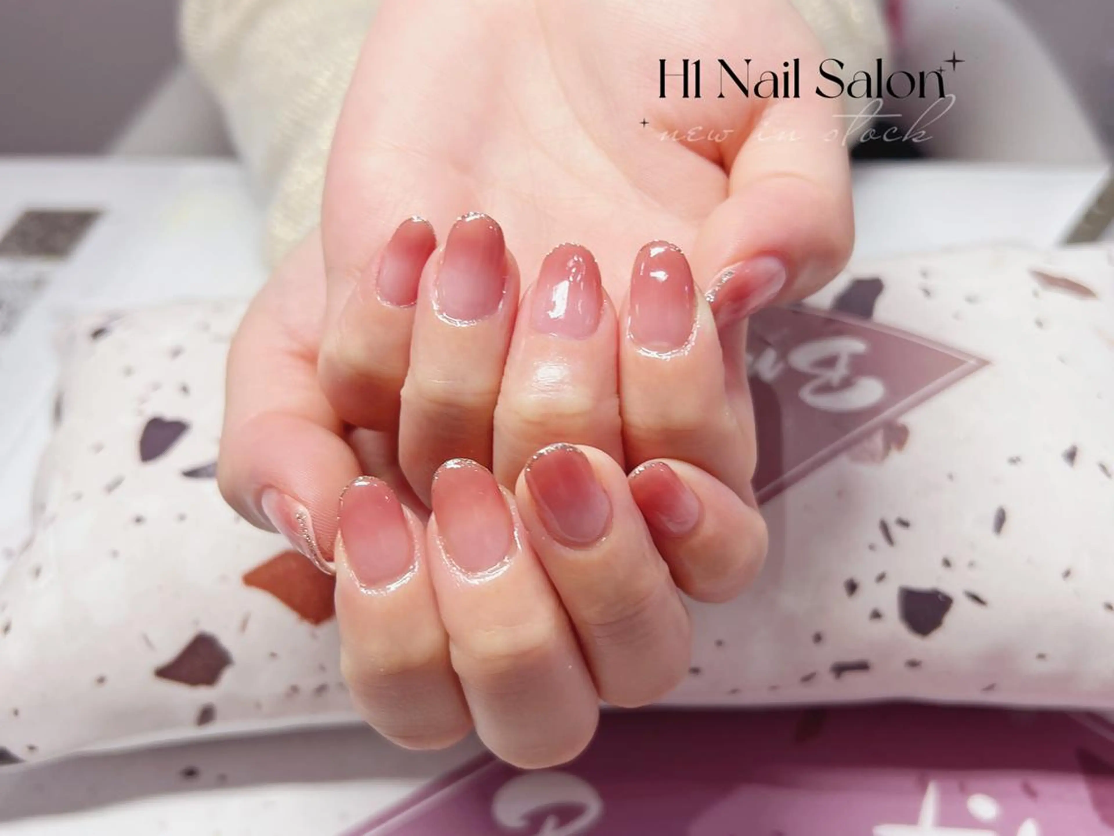セミロング ネイル H1 ネイル サロンのネイルデザイン