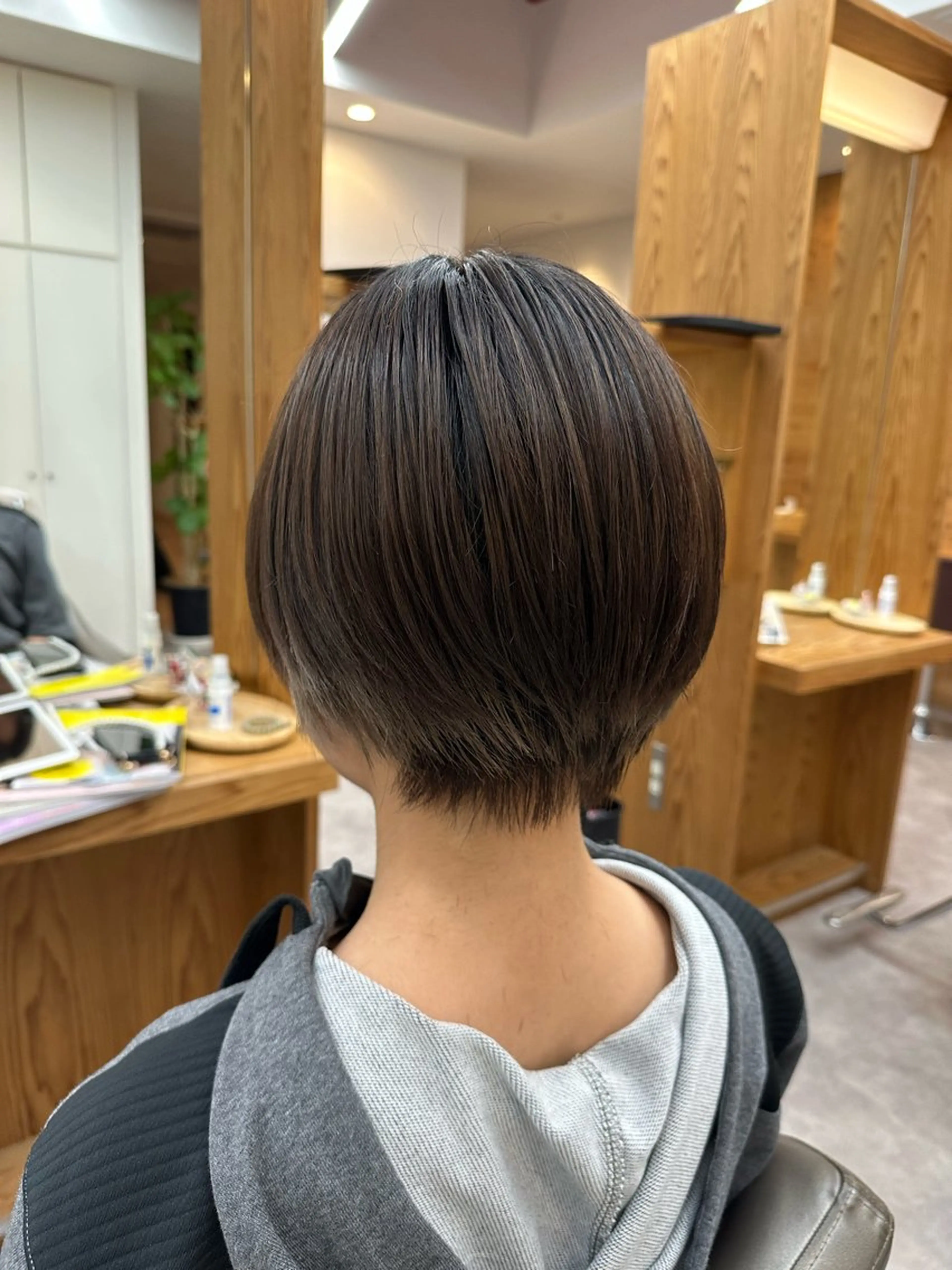 ショート ハンサムショート ショートヘア 高見 瞳真のヘアスタイル