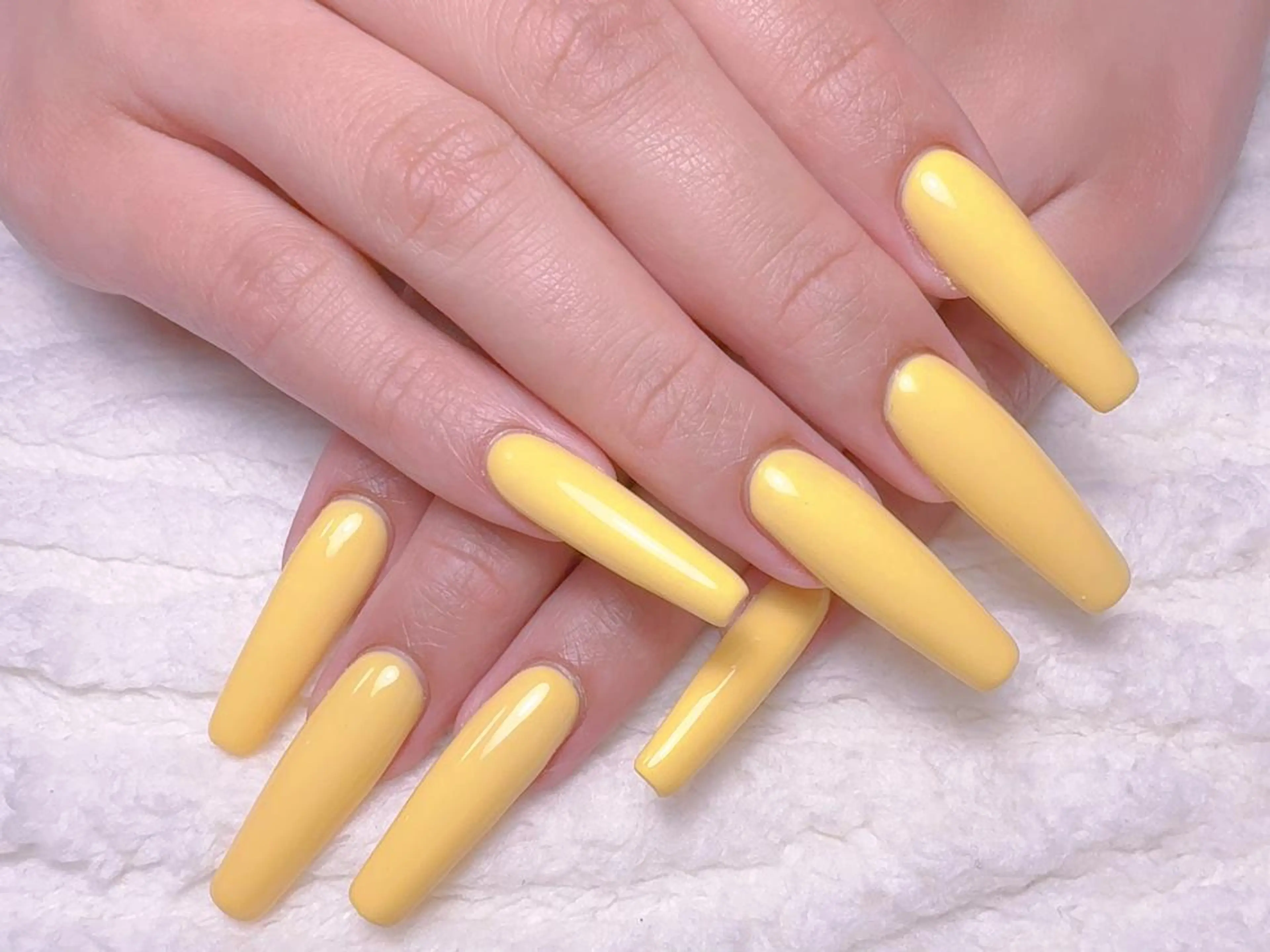 ネイル ワンカラーネイル ハンドネイル ハンドケア For U nail スカルプ専門店のネイルデザイン