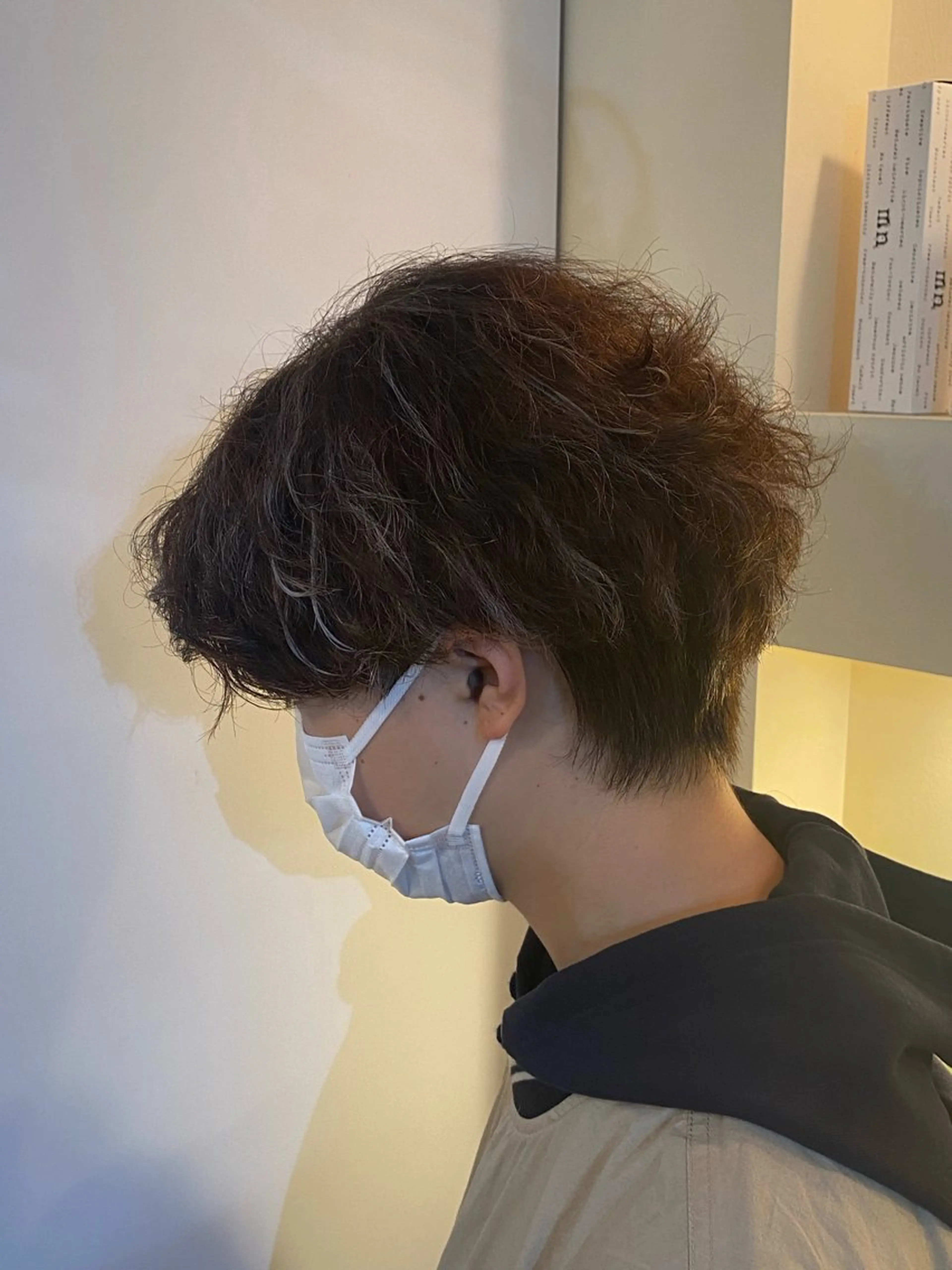 ショート カラー メンズ メンズハイライト メンズパーマ ハイライトカラー ハイライト カット ヘアカラー cachecache白金高輪店所属・⭐️メンズ特化⭐️ 山﨑日向汰のヘアスタイル