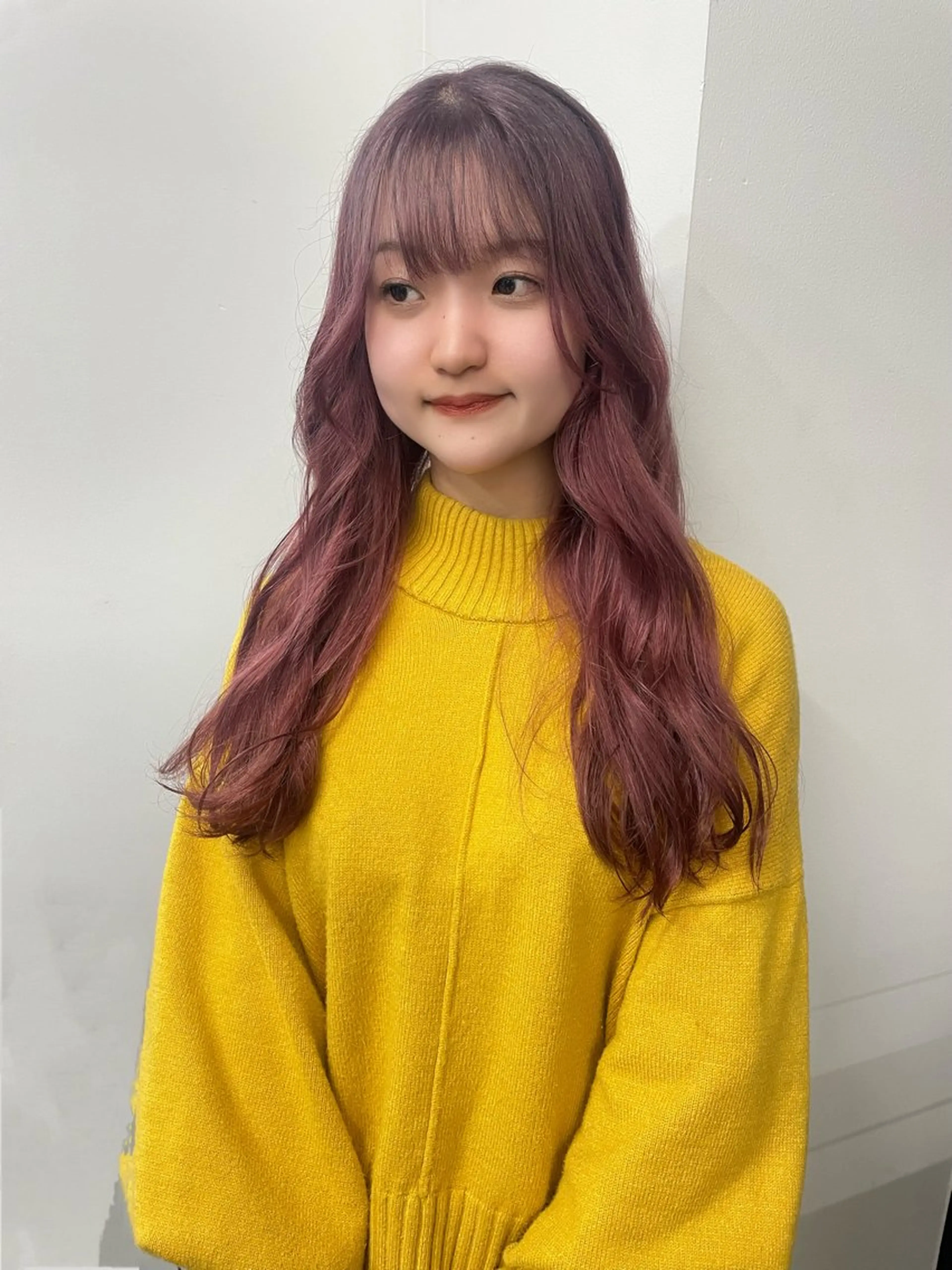 ロング カラー ヘアカラー トリートメント カットモデル/ ハイトーン/ゆうあのヘアスタイル