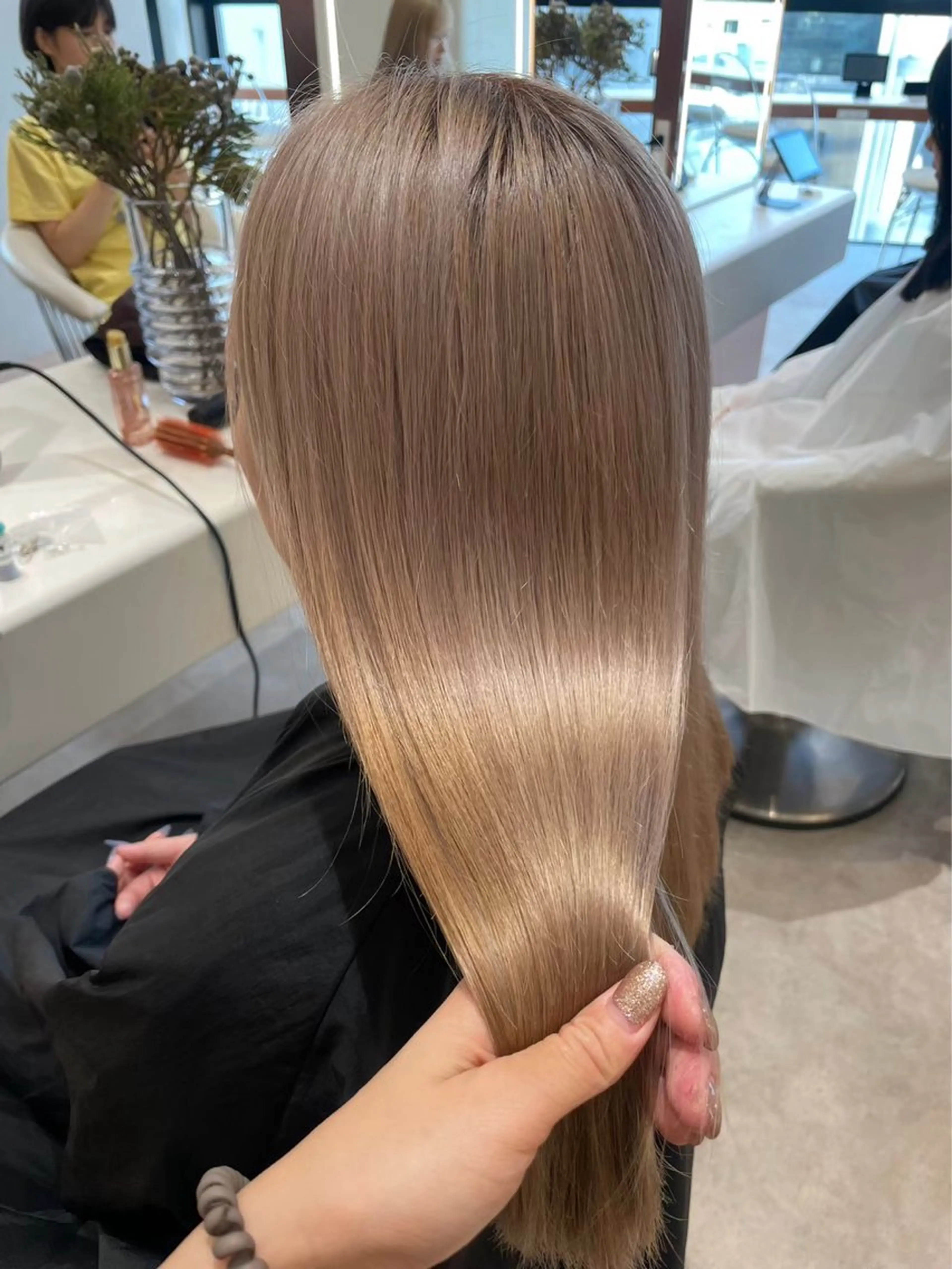 セミロング カラー ベージュカラー 透明感カラー 髪質改善 韓国風ヘア トリートメント ヘアカラー 渋谷/韓国レイヤー/ 艶カラー/nanoのヘアスタイル