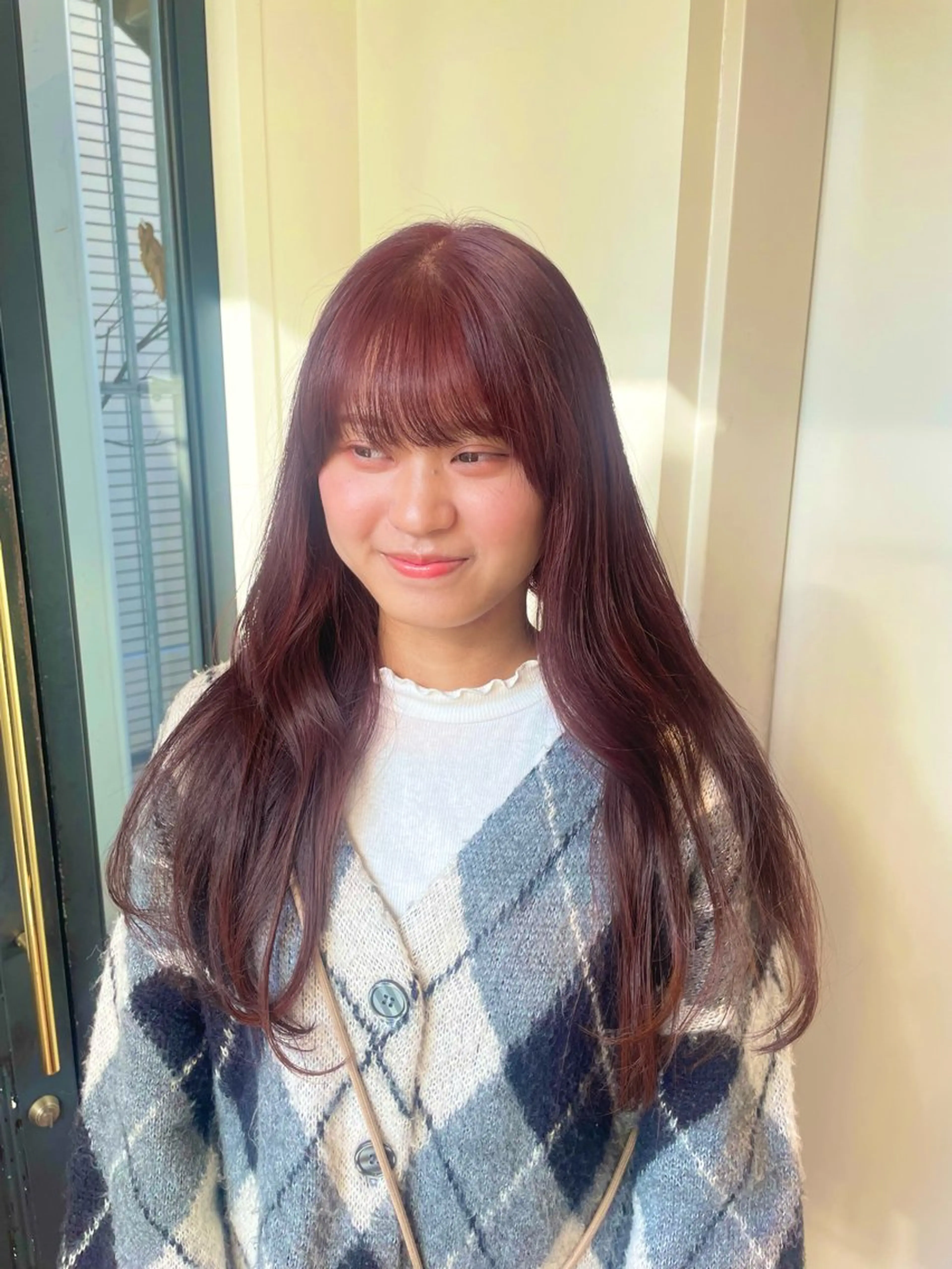 セミロング カラー パーマ ボルドーカラー ダブルカラー ヘアカラー 森山 陽菜のヘアスタイル