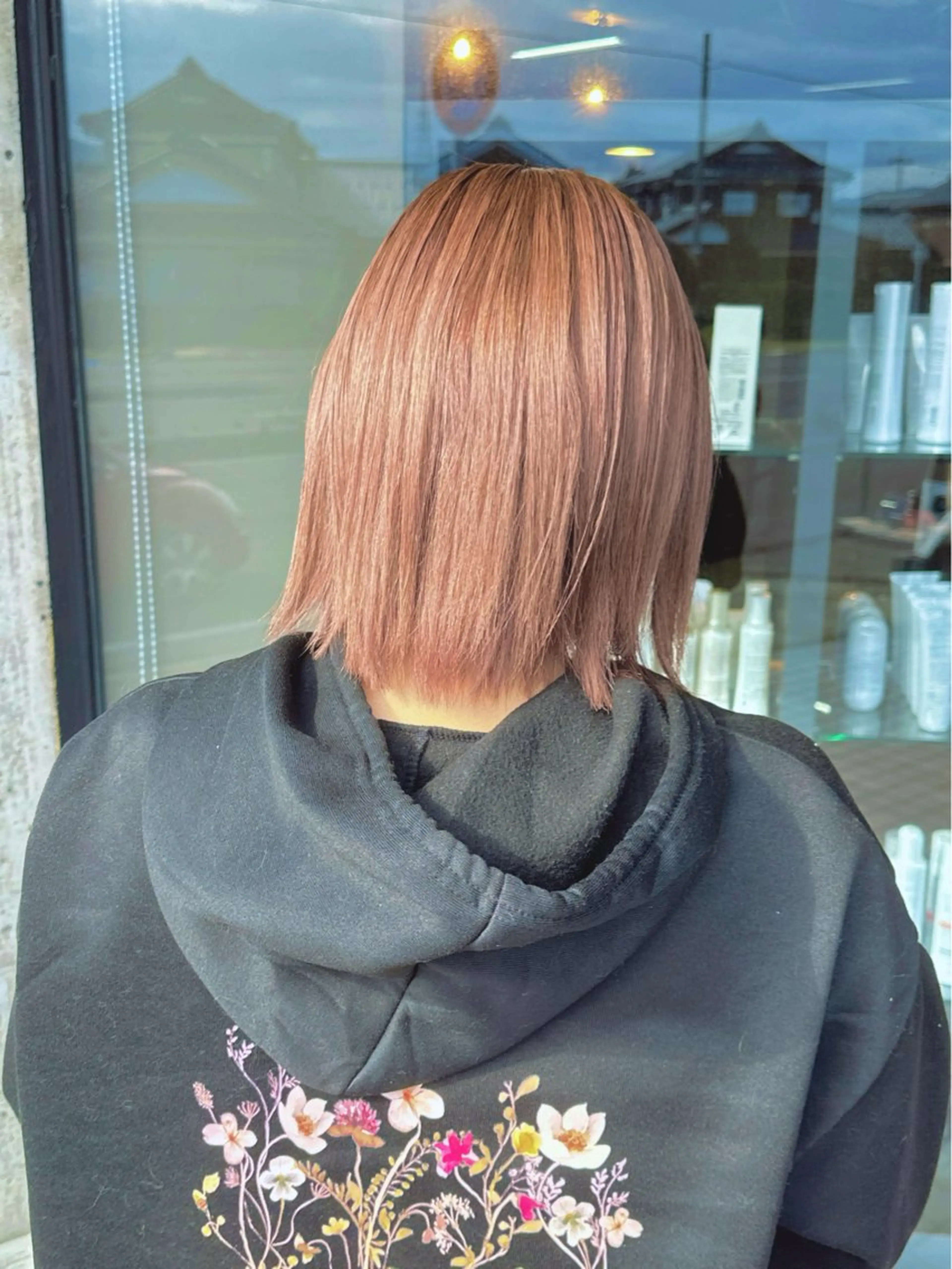 ミディアム カラー ベージュカラー ピンクカラー ピンクベージュ ヘアカラー arika　オケシ リョウダイのヘアスタイル