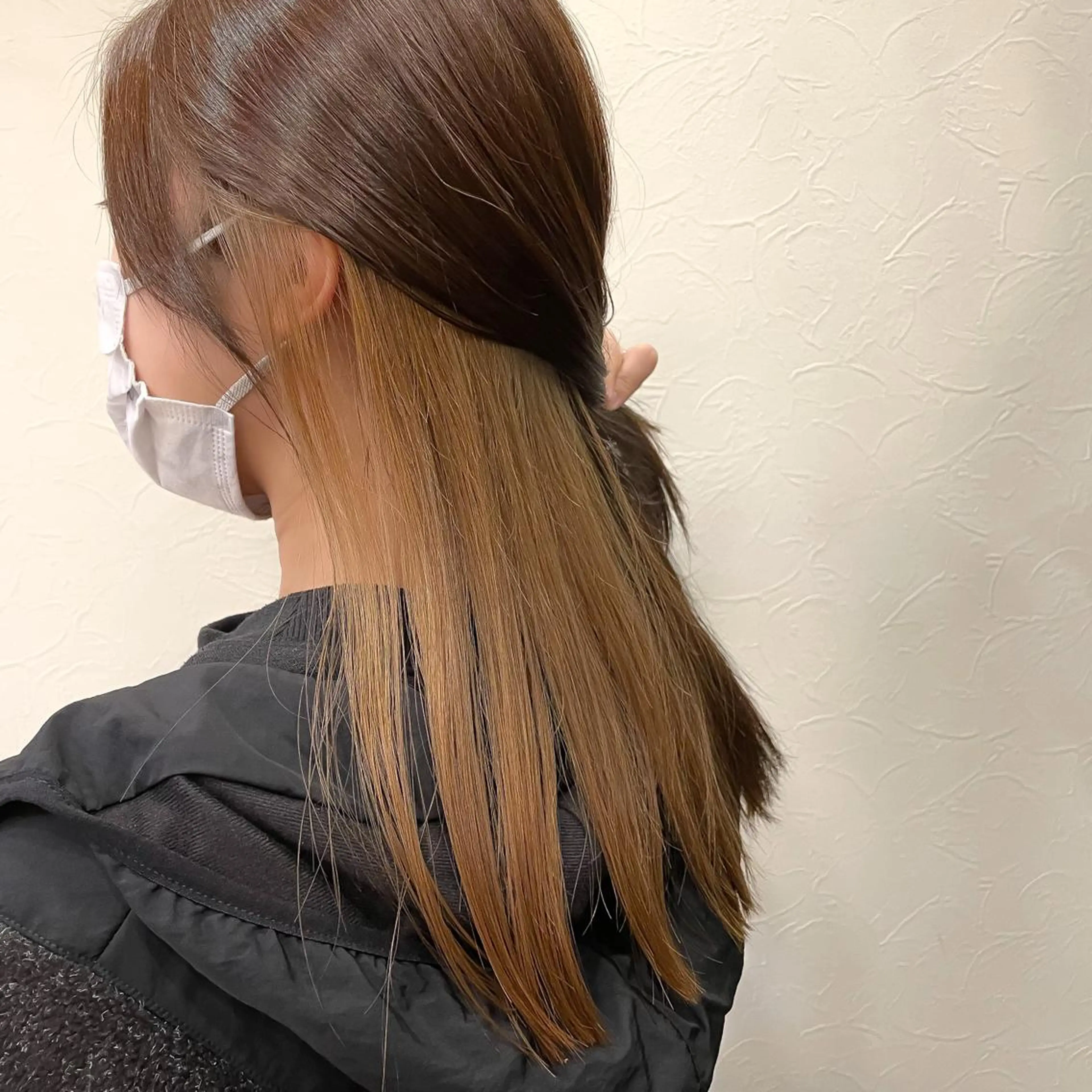 セミロング カラー ヘアアレンジ ベージュカラー ミルクティーベージュ 飯塚 沙衣のヘアスタイル